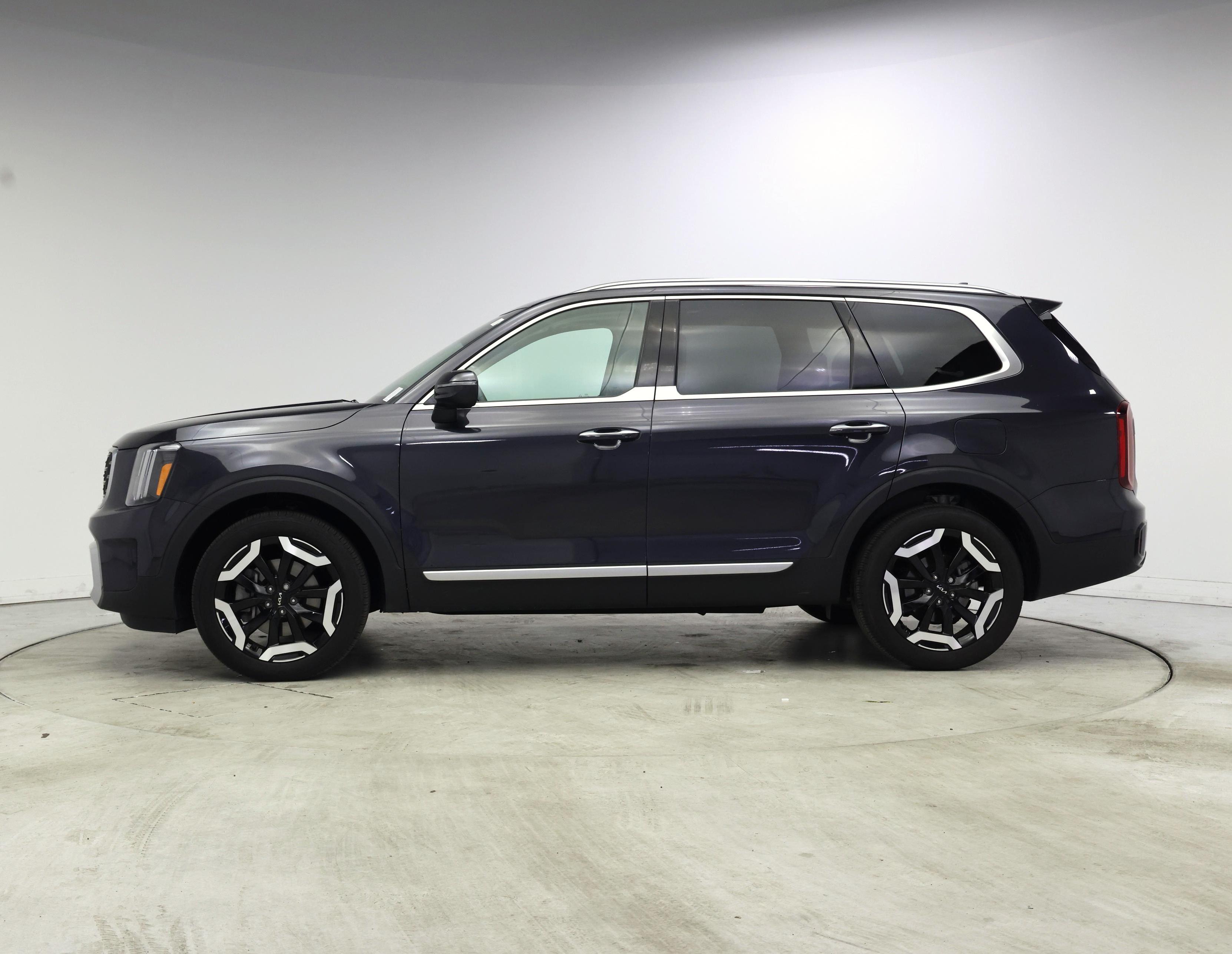 Thumbnail: 2025 Kia Telluride - 3