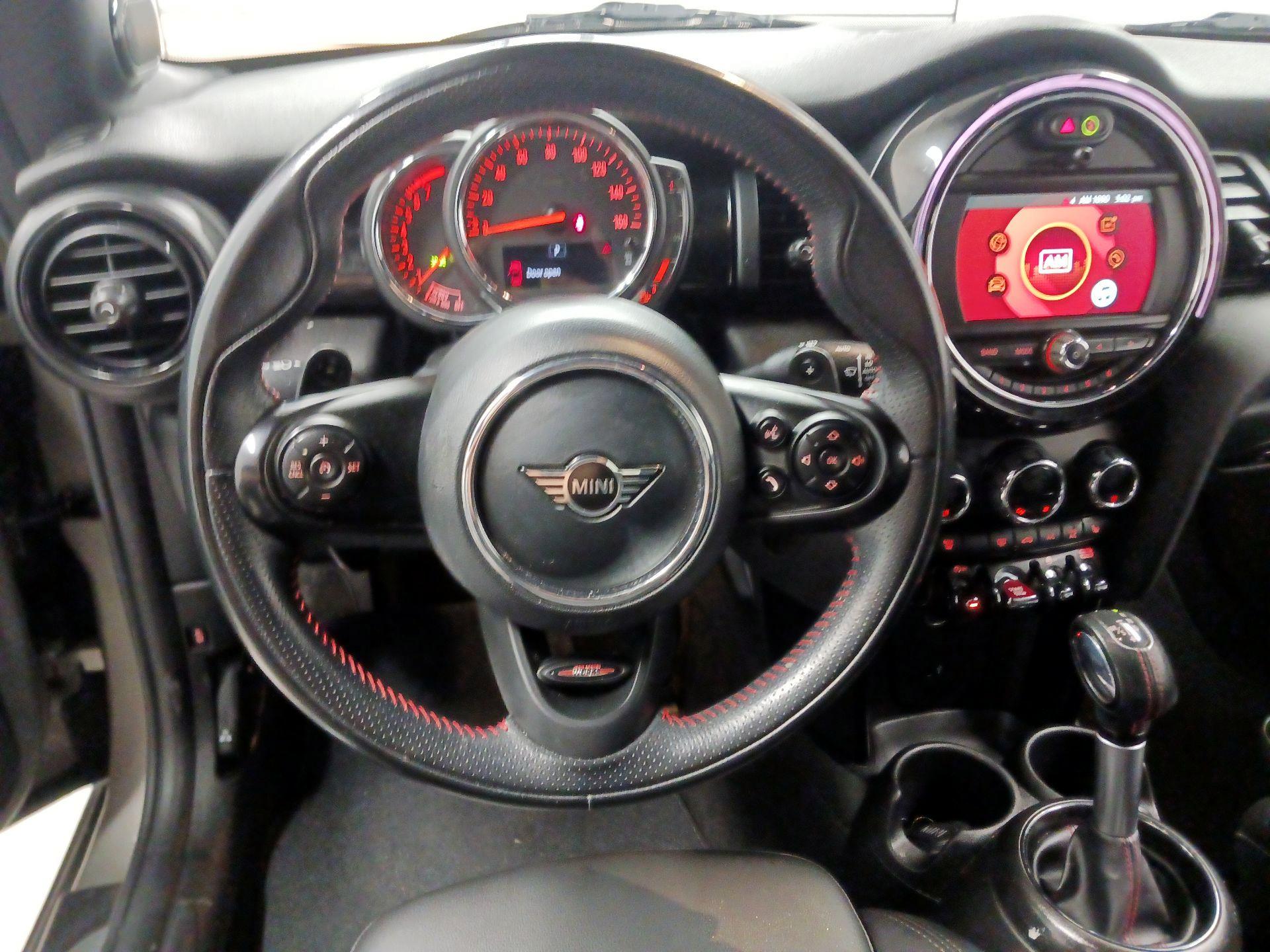 Thumbnail: 2019 MINI Cooper - 10