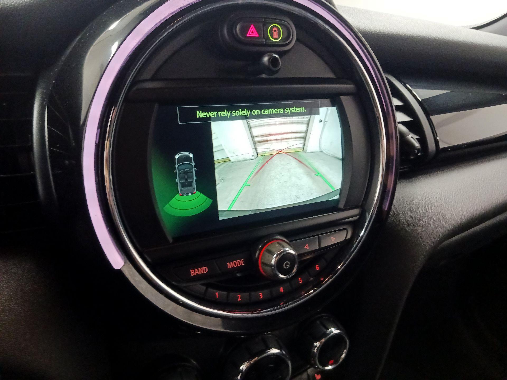 Thumbnail: 2019 MINI Cooper - 13