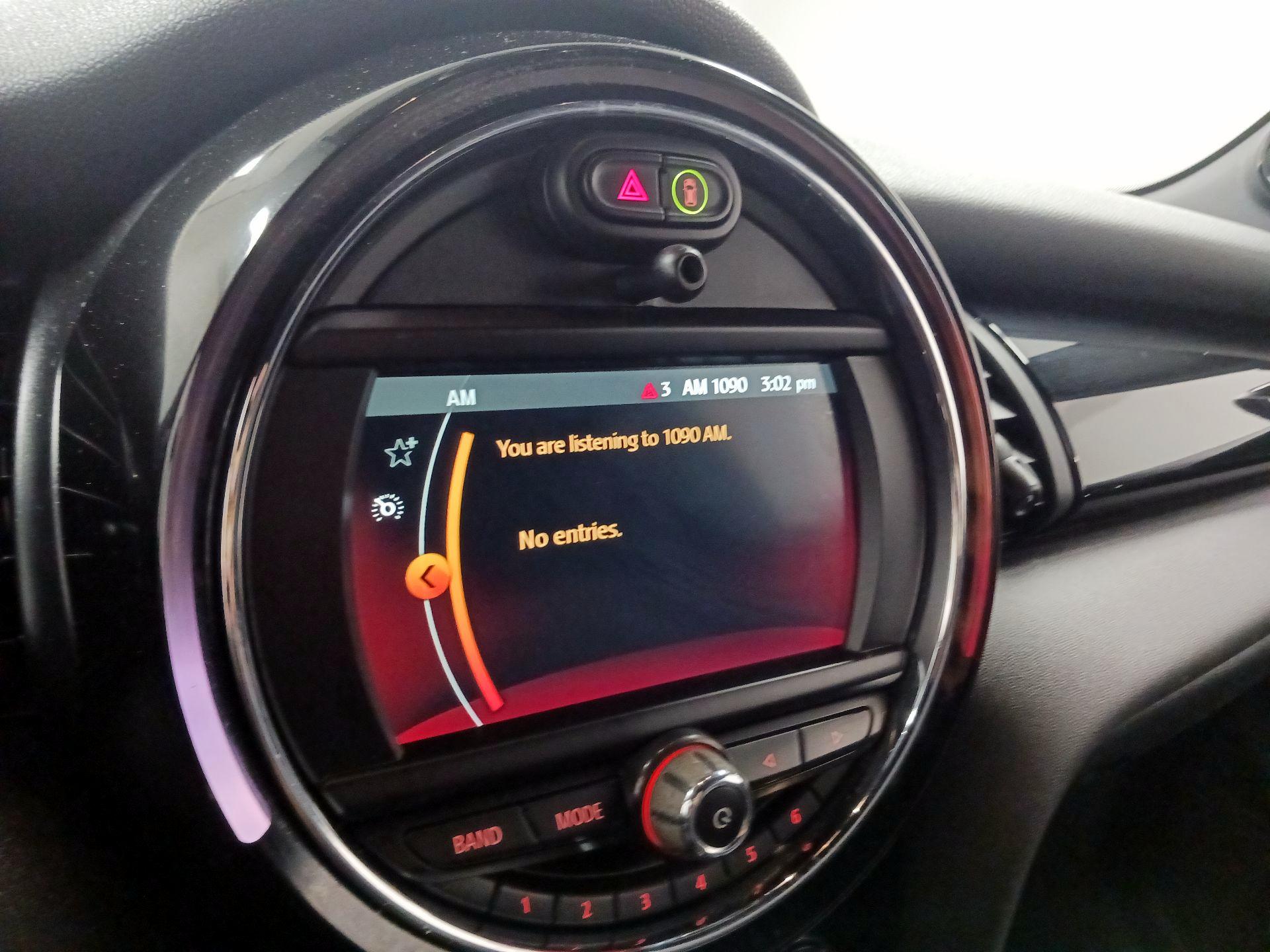 Thumbnail: 2019 MINI Cooper - 14