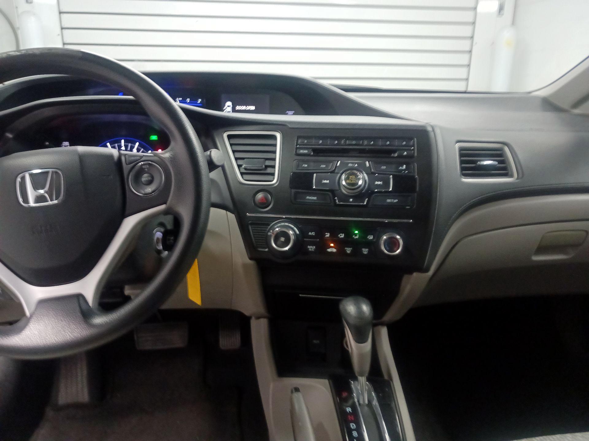 Thumbnail: 2014 Honda Civic - 9