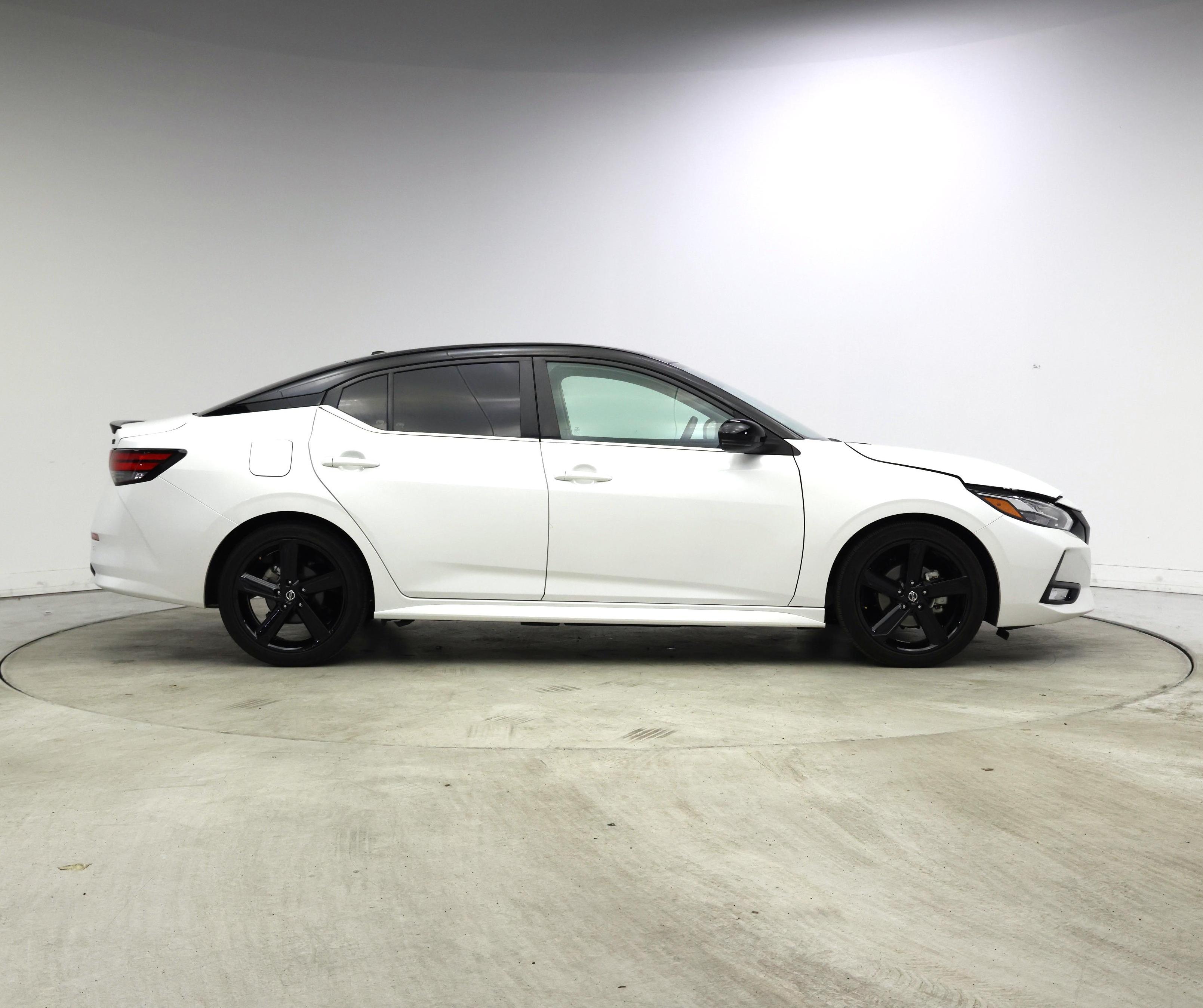 Thumbnail: 2023 Nissan Sentra - 7