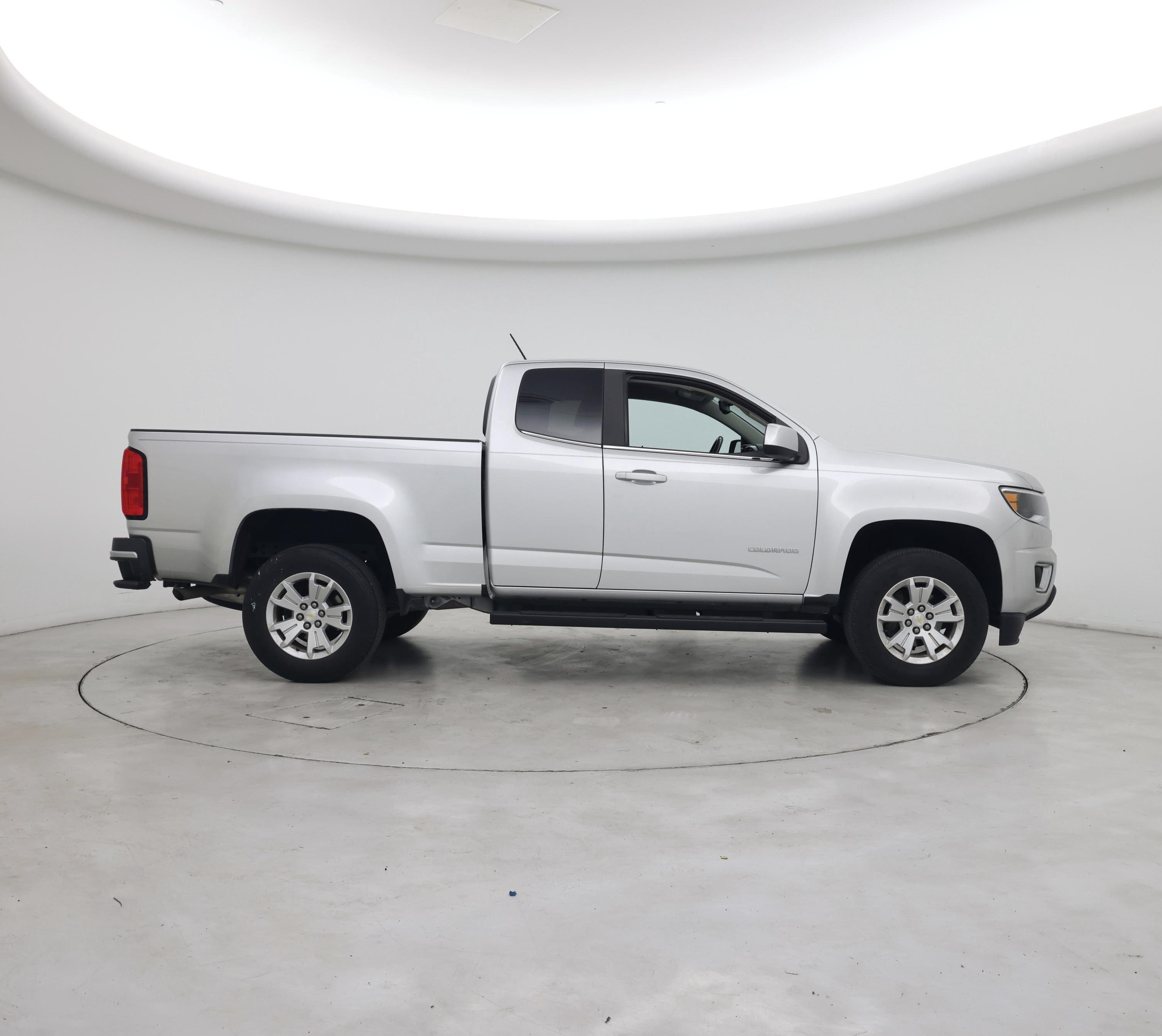 Thumbnail: 2018 Chevrolet Colorado - 7