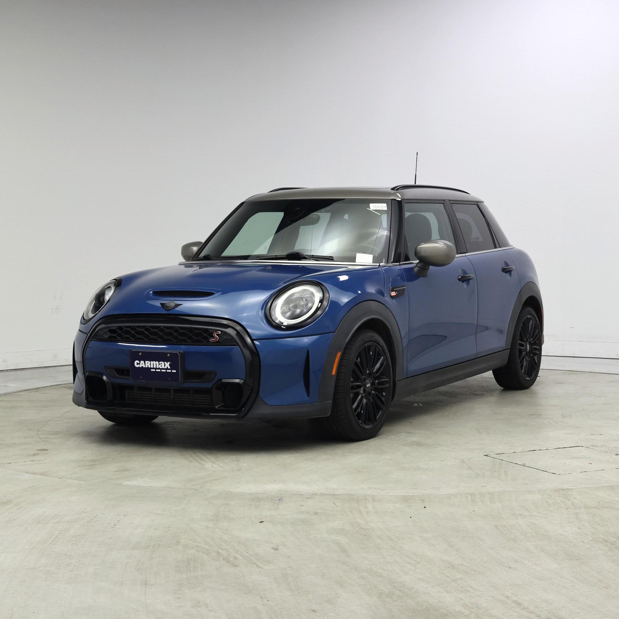 Thumbnail: 2023 MINI Cooper Hardtop - 4