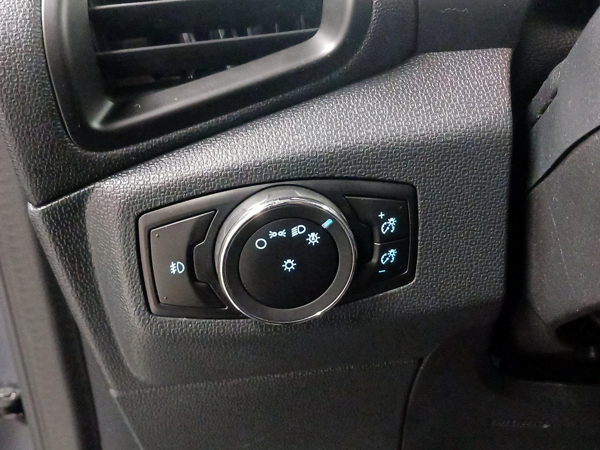 Thumbnail: 2021 Ford EcoSport - 13