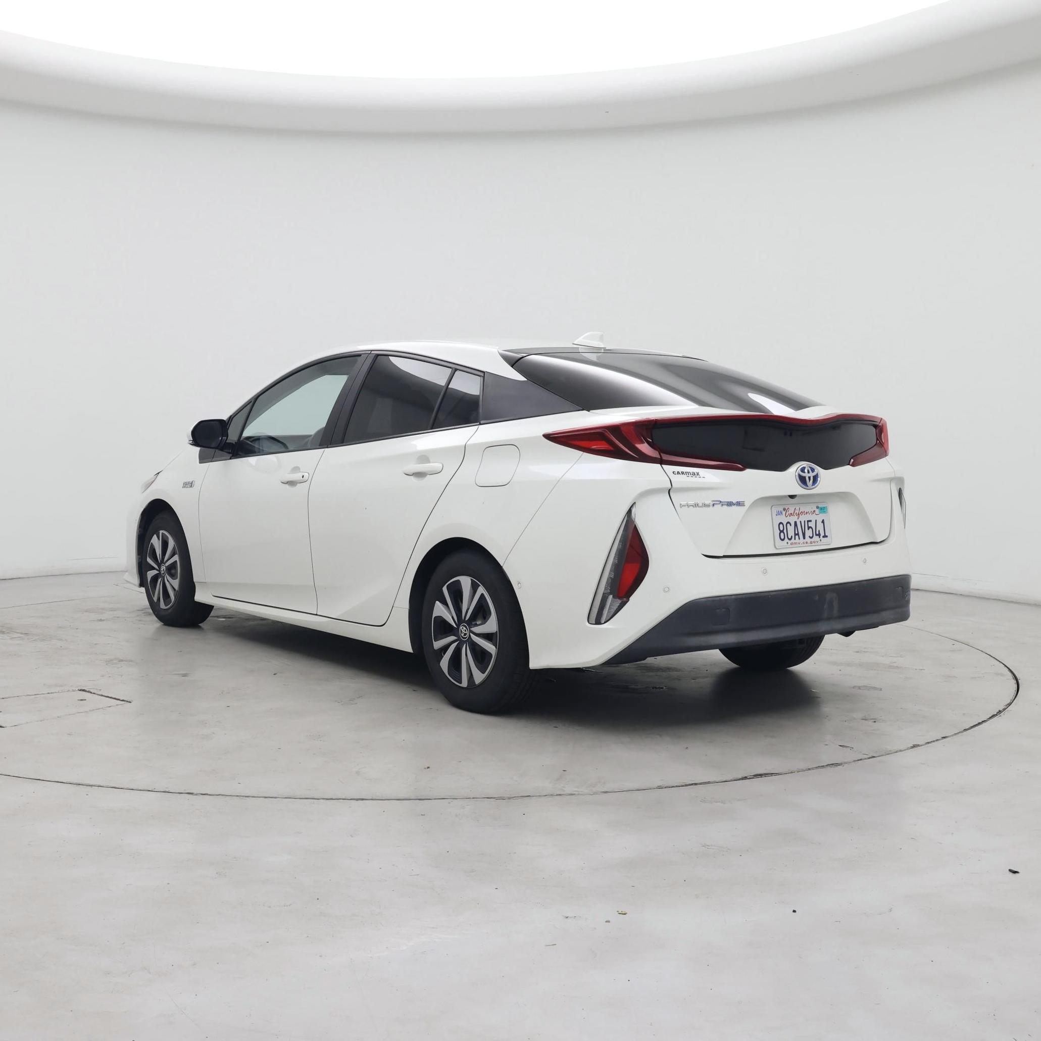 Thumbnail: 2017 Toyota Prius Prime - 2