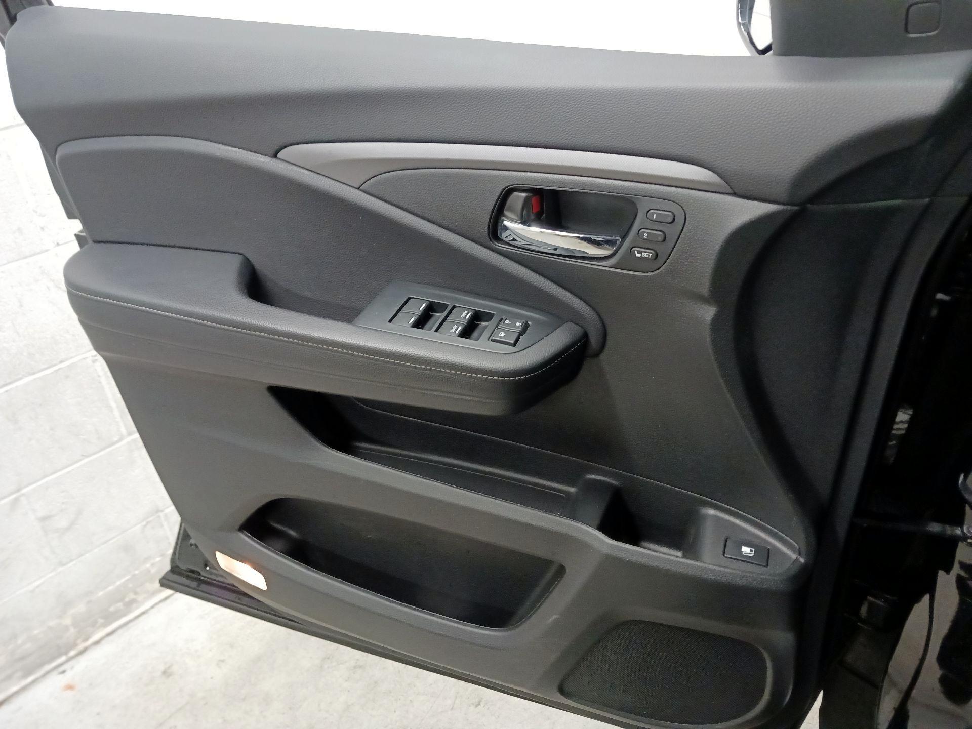 Thumbnail: 2023 Honda Ridgeline - 10