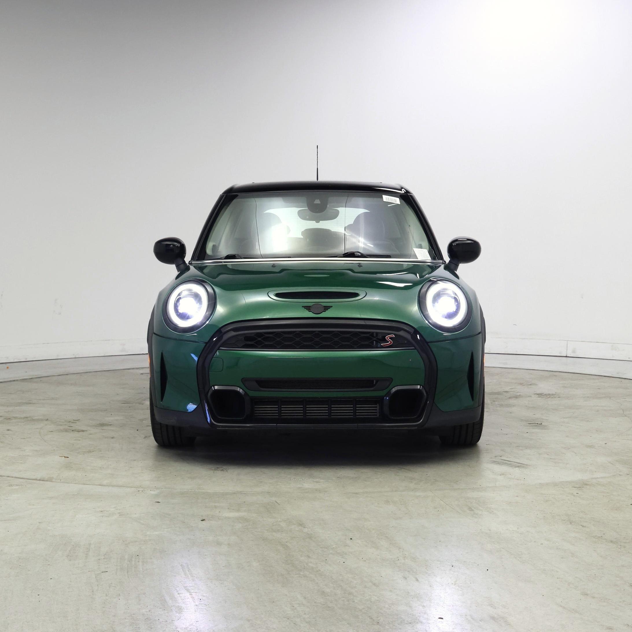Thumbnail: 2022 MINI Cooper Hardtop - 5