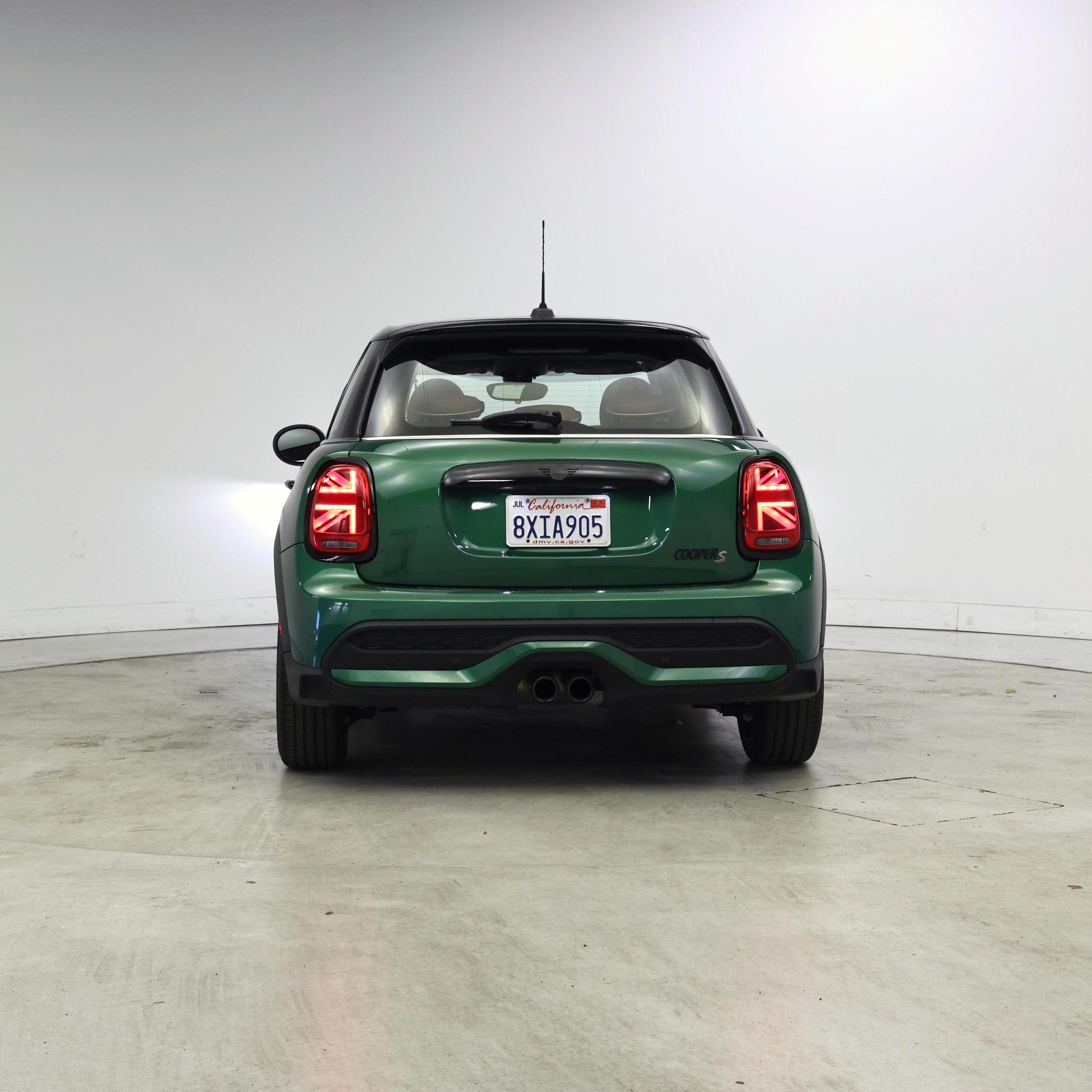 Thumbnail: 2022 MINI Cooper Hardtop - 6