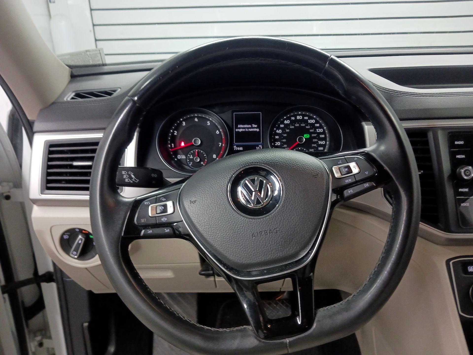 Thumbnail: 2019 Volkswagen Atlas - 10