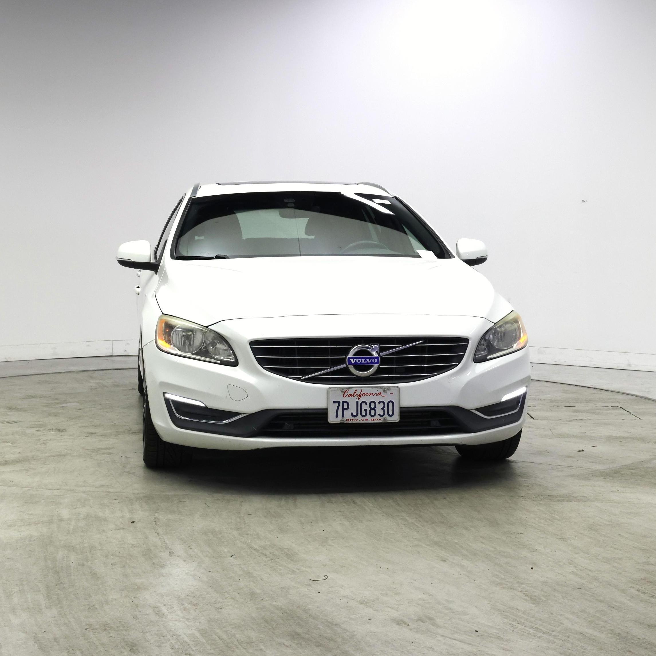 Thumbnail: 2016 Volvo V60 - 5