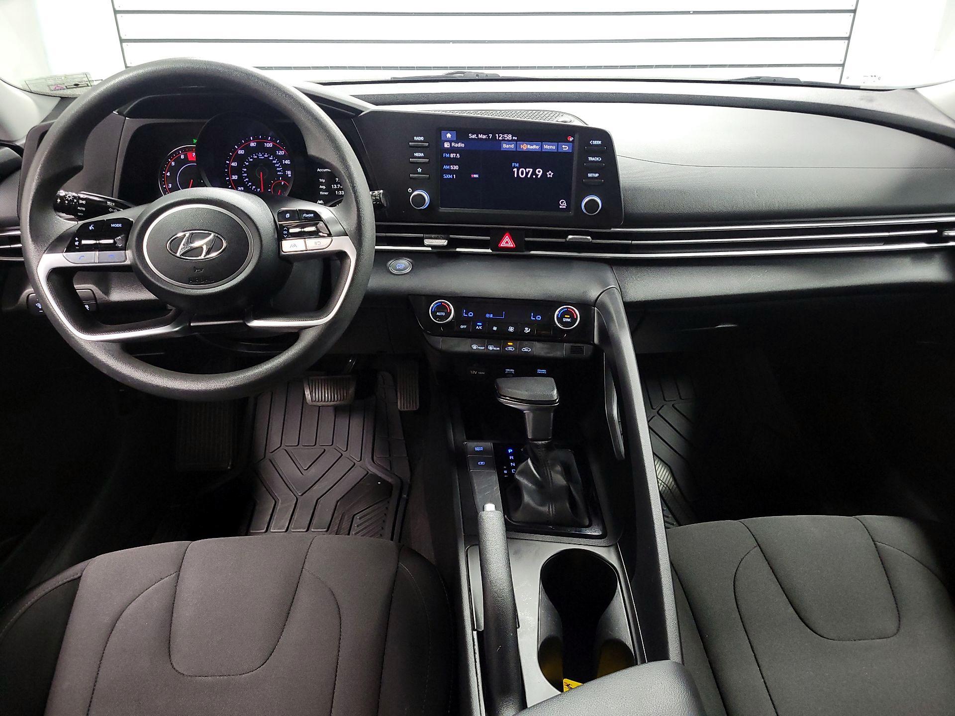 Thumbnail: 2023 Hyundai Elantra - 9