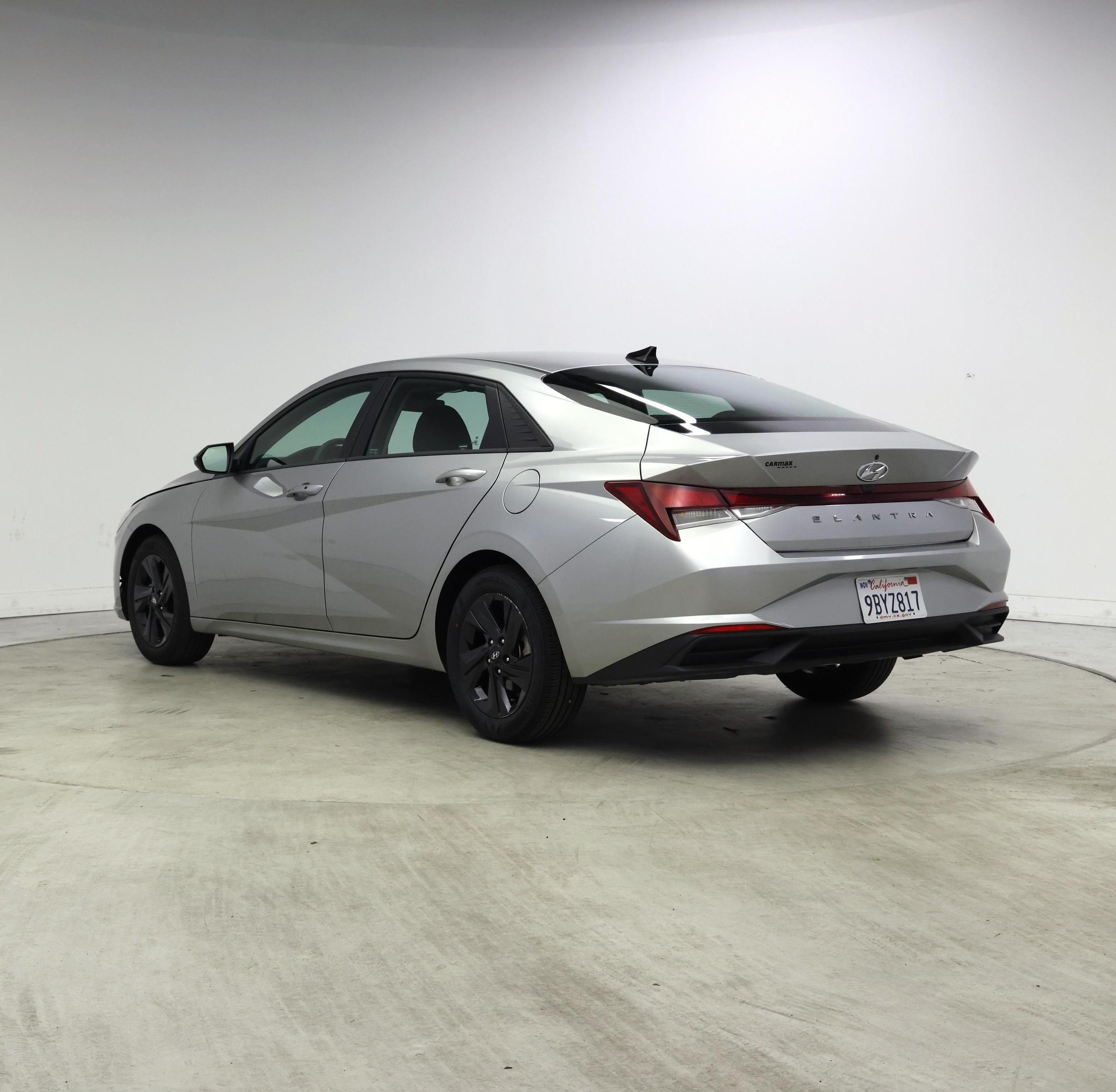 Thumbnail: 2023 Hyundai Elantra - 2