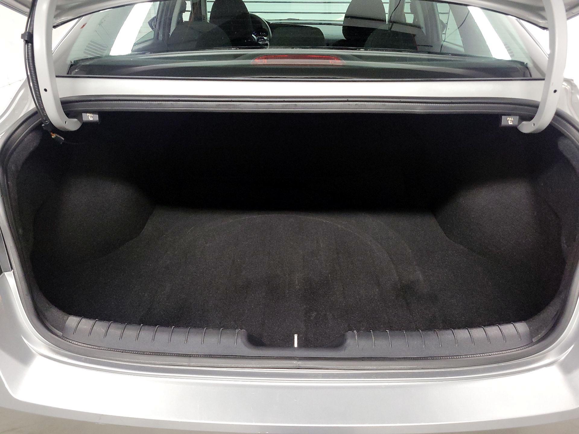 Thumbnail: 2023 Hyundai Elantra - 20