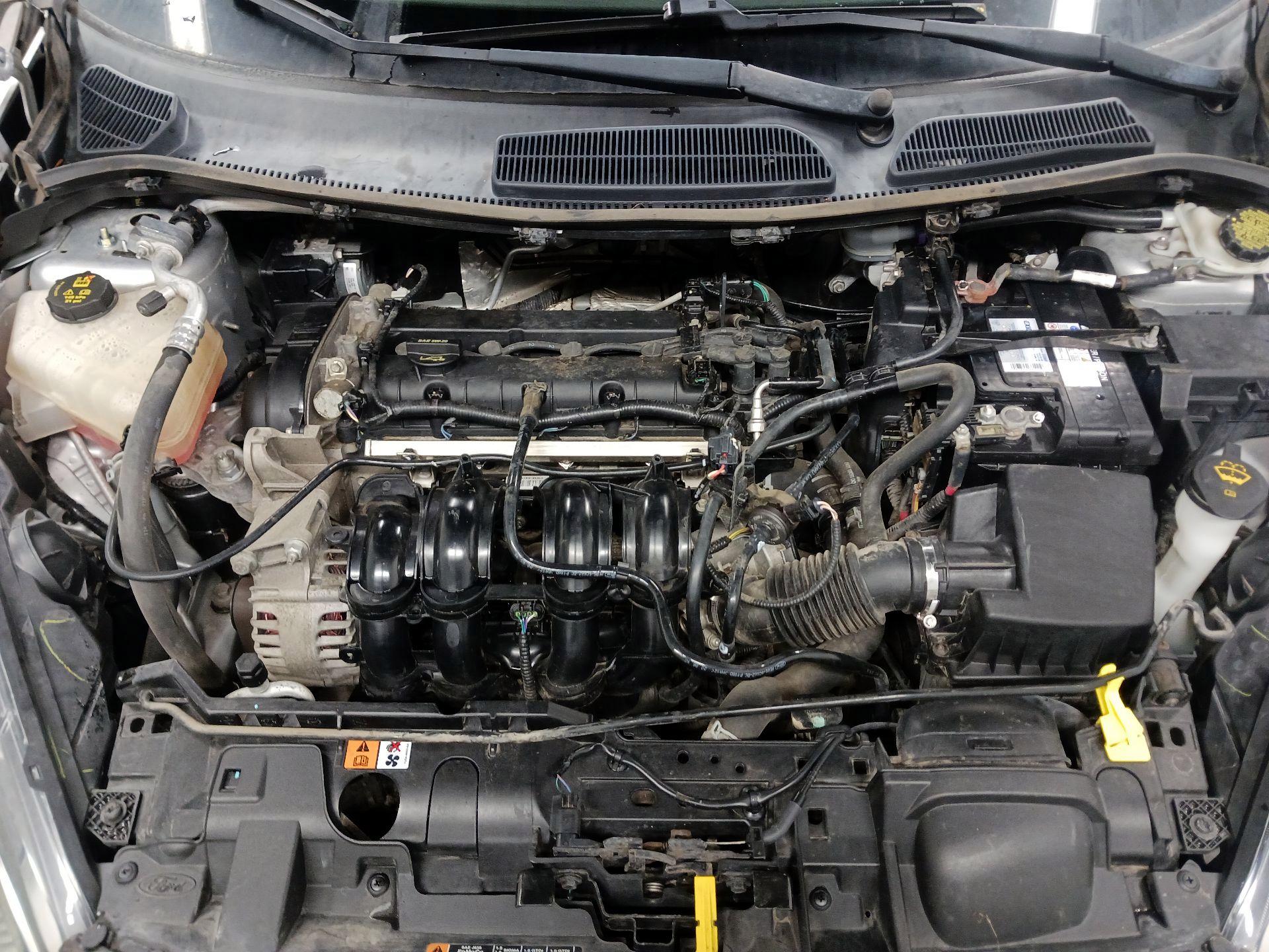 Thumbnail: 2016 Ford Fiesta - 18