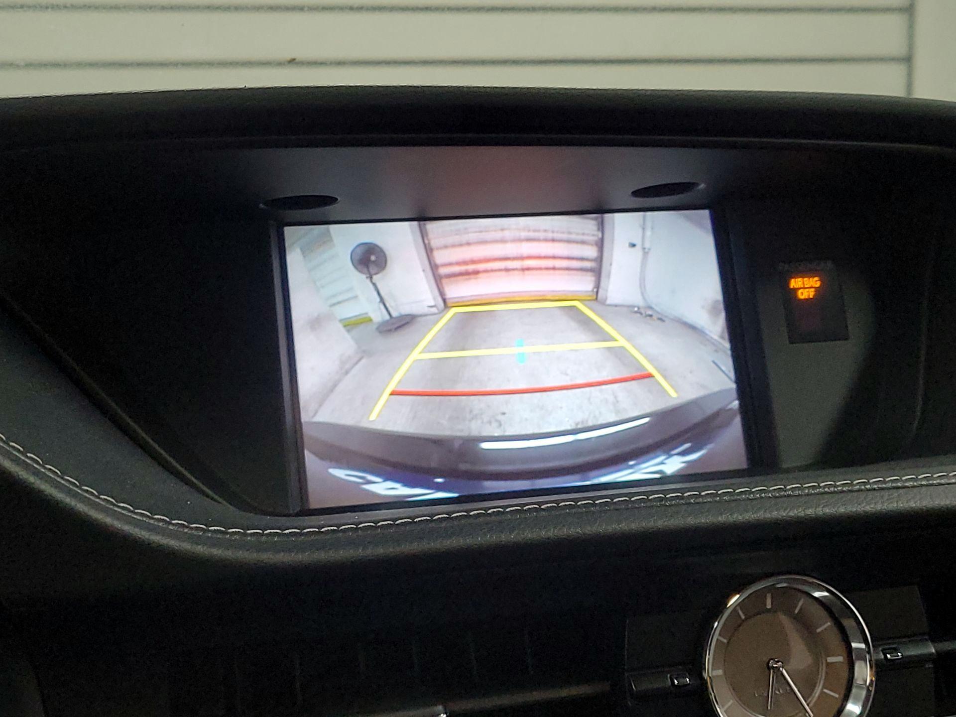 Thumbnail: 2018 Lexus ES - 13