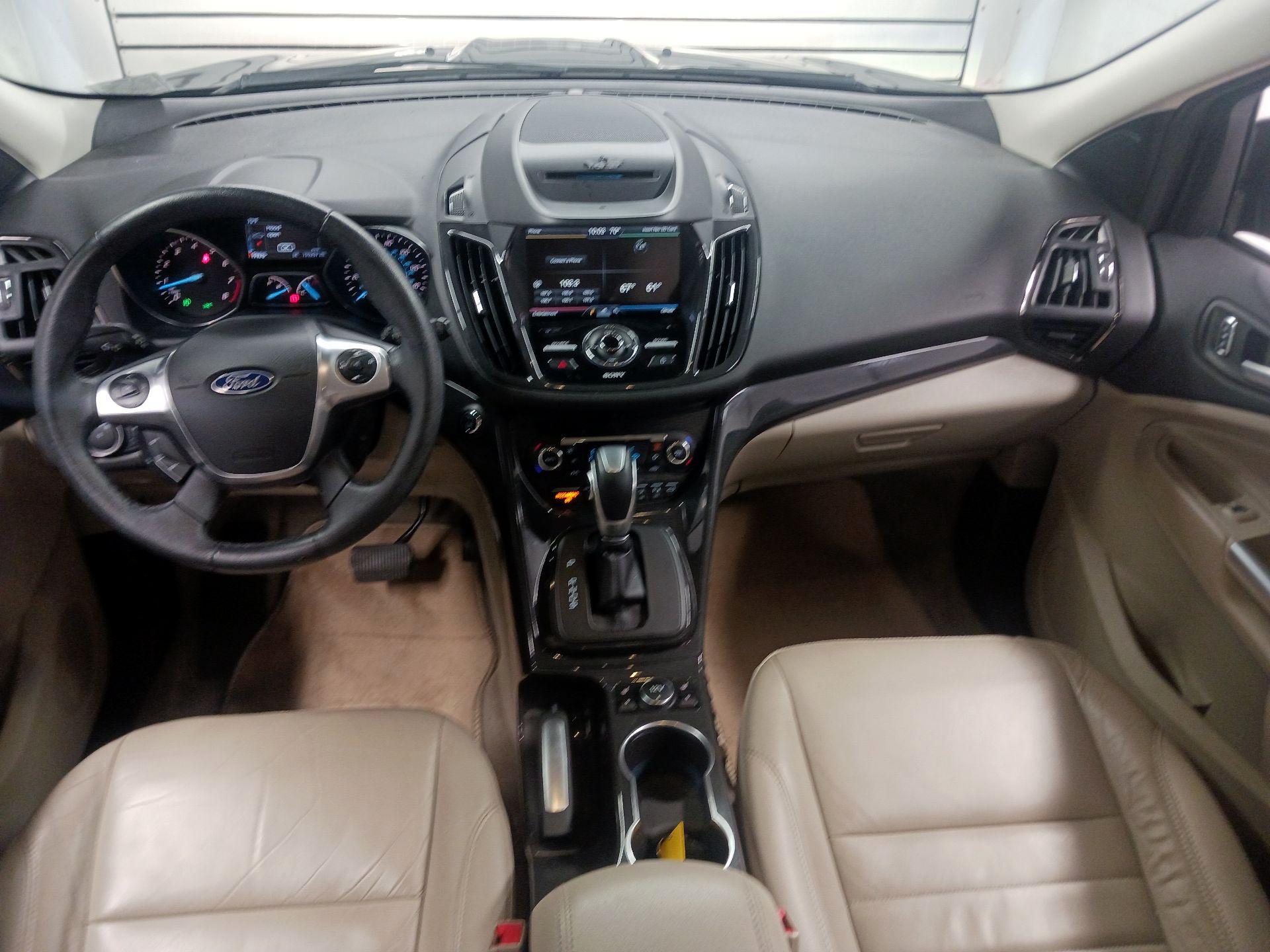 Thumbnail: 2015 Ford Escape - 9