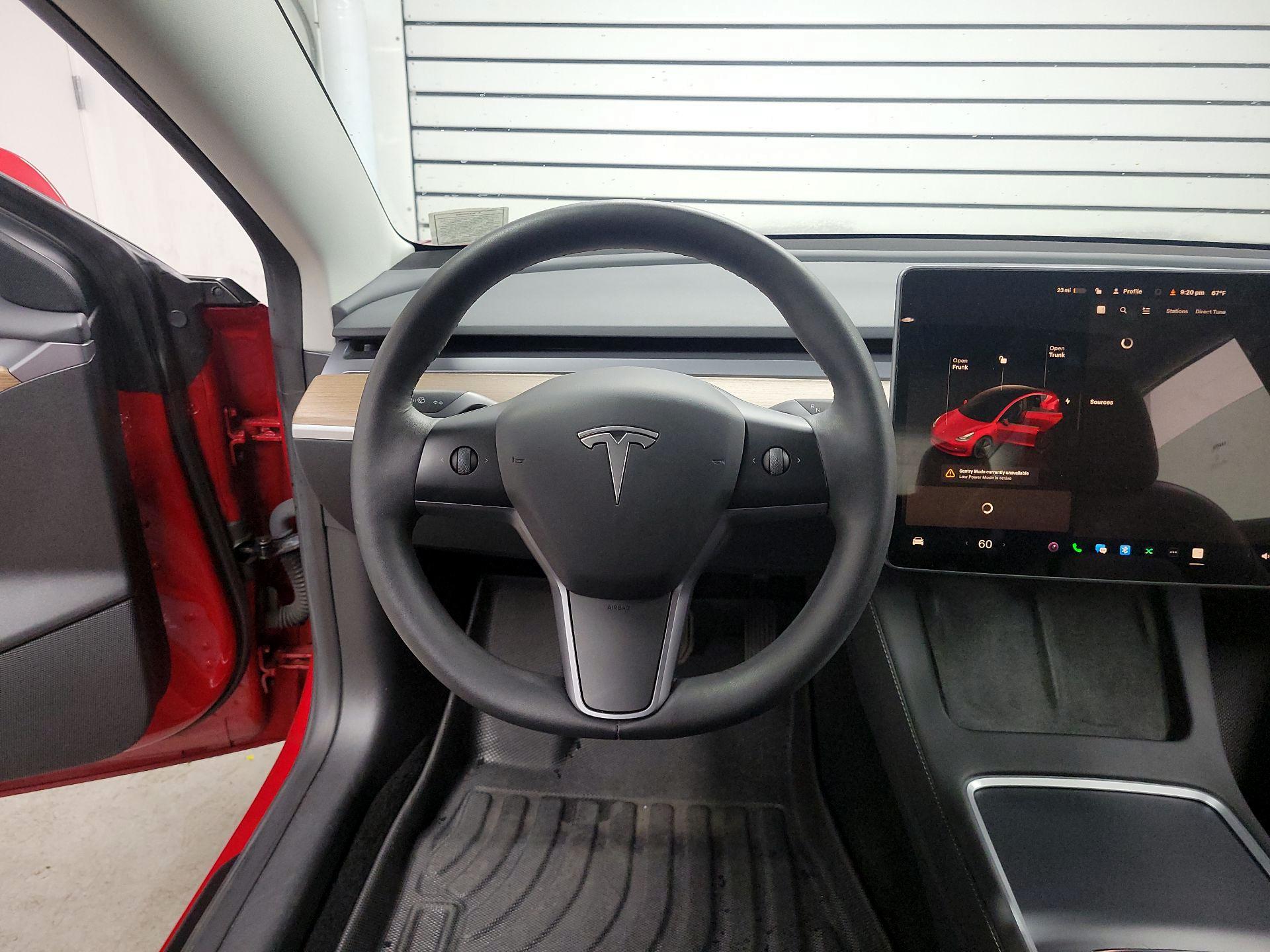 Thumbnail: 2023 Tesla Model 3 - 10