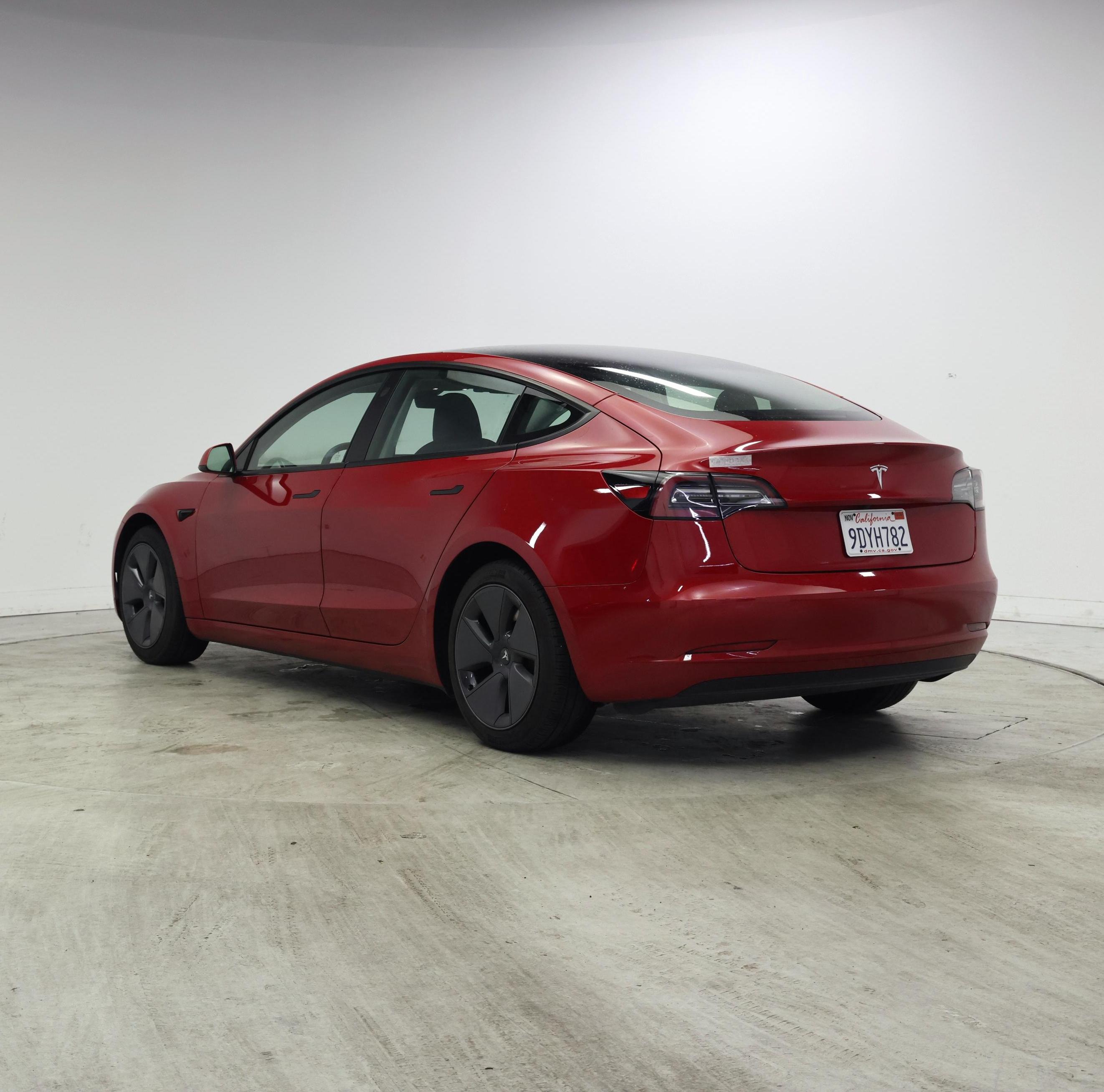 Thumbnail: 2023 Tesla Model 3 - 2