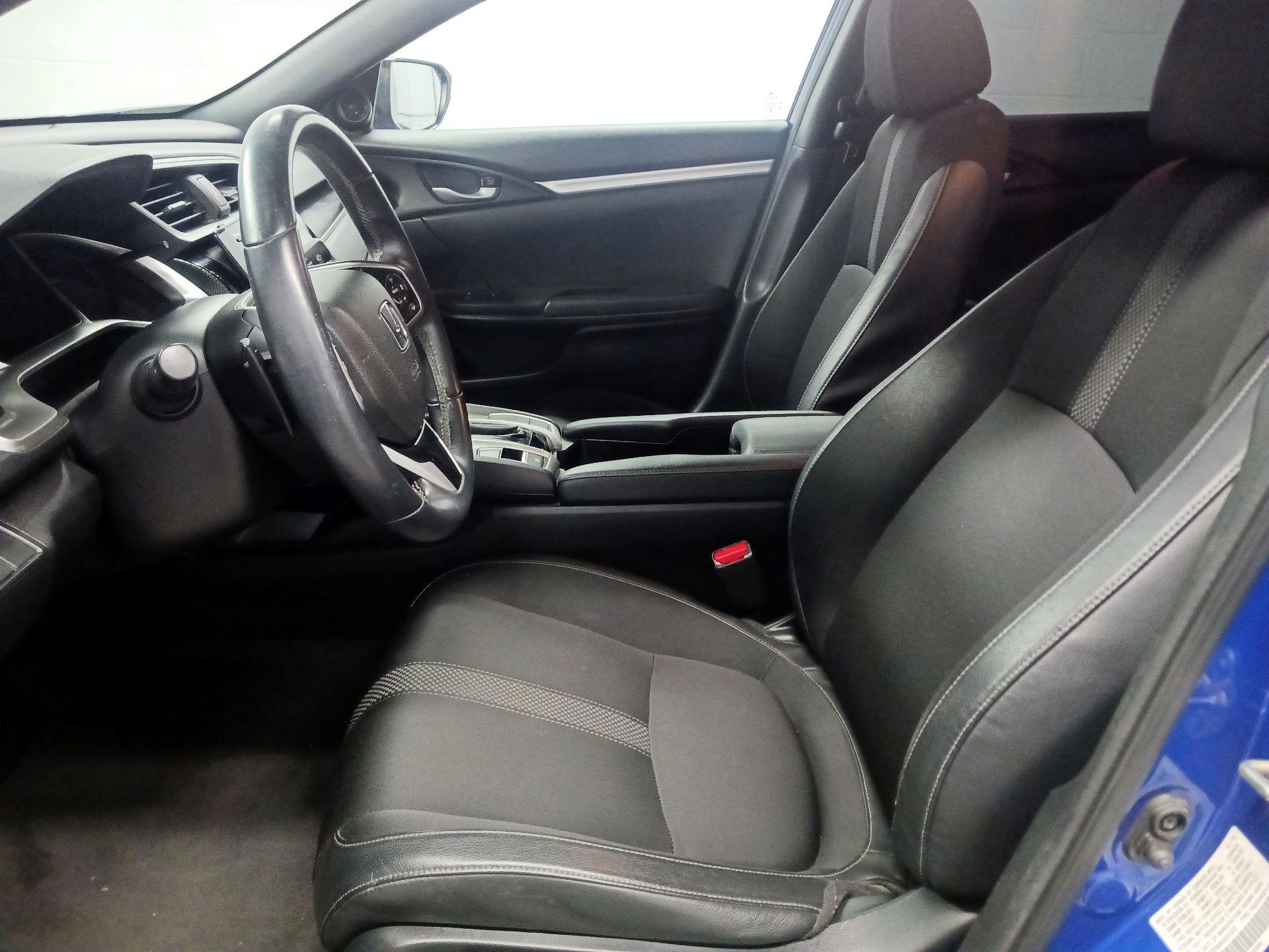 Thumbnail: 2019 Honda Civic - 11