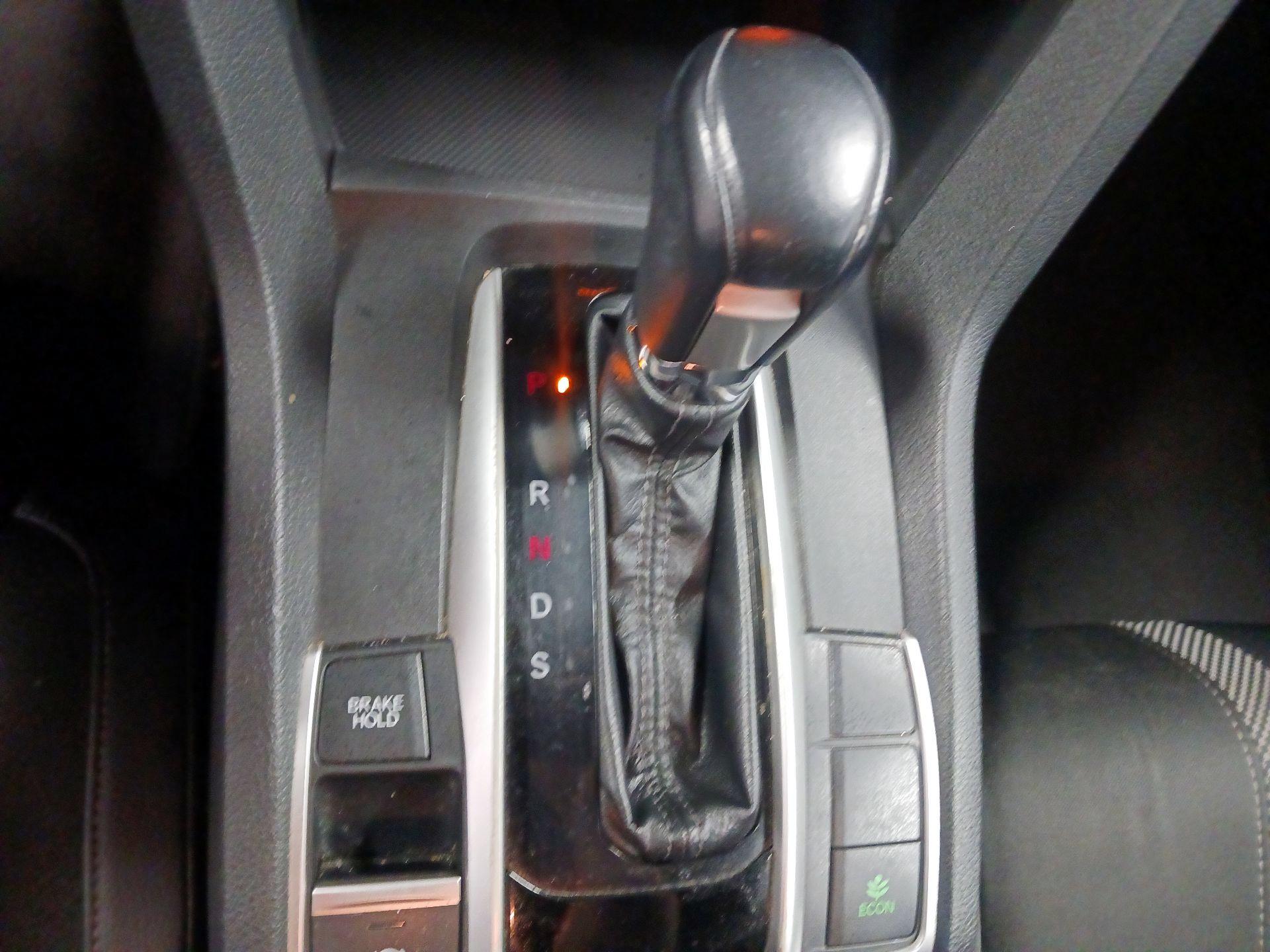 Thumbnail: 2019 Honda Civic - 17