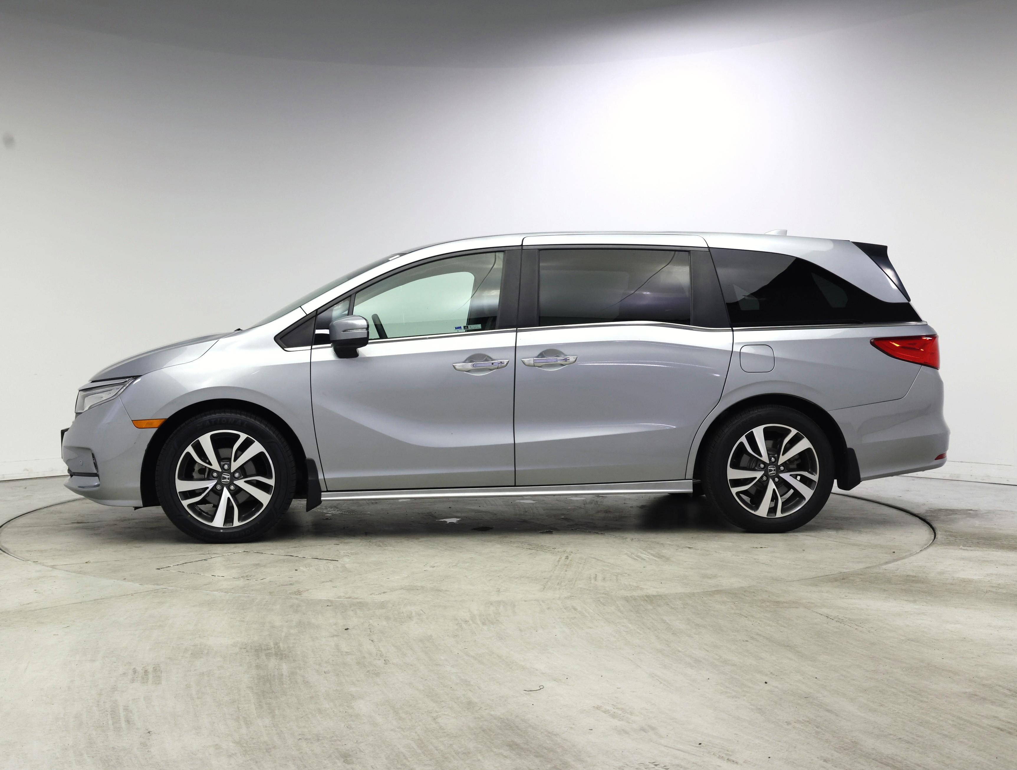 Thumbnail: 2024 Honda Odyssey - 3
