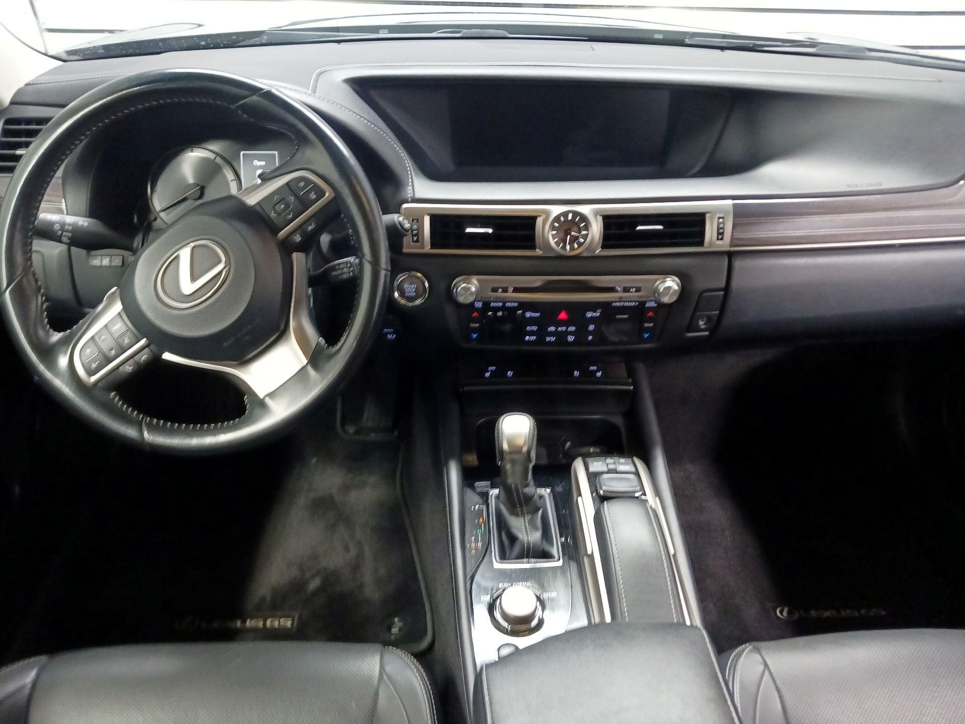 Thumbnail: 2017 Lexus GS - 9