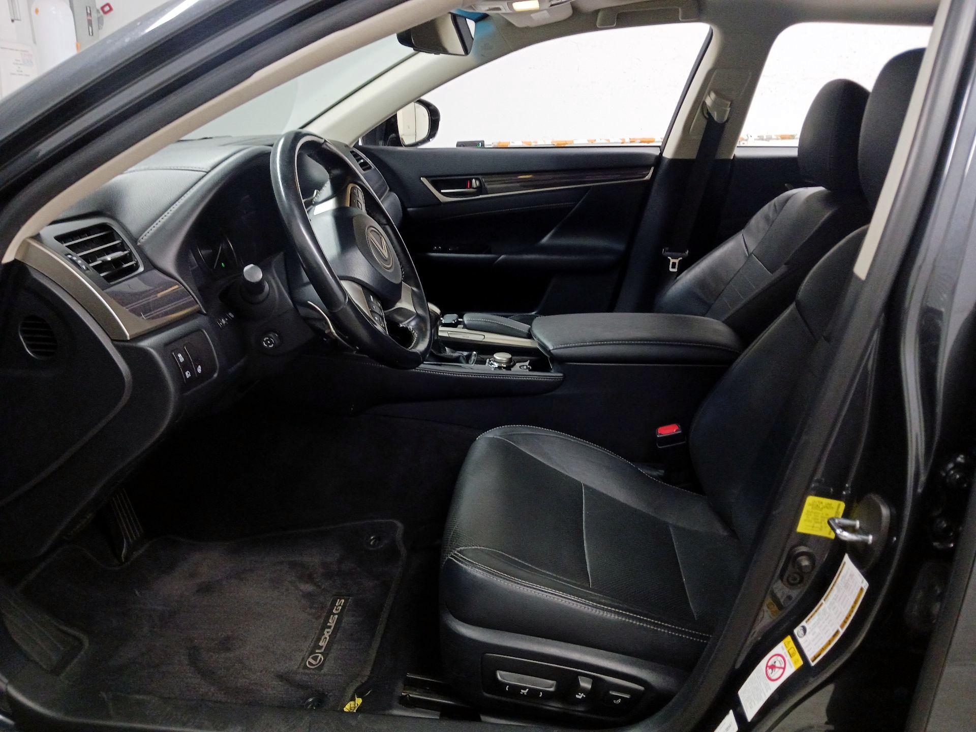 Thumbnail: 2017 Lexus GS - 11