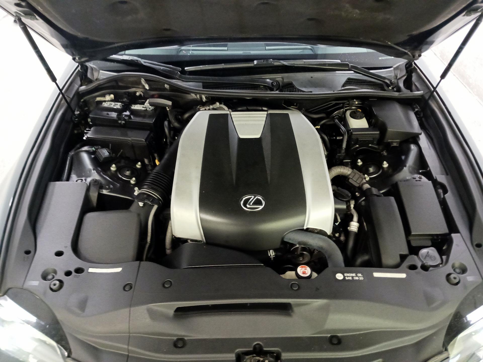 Thumbnail: 2017 Lexus GS - 19