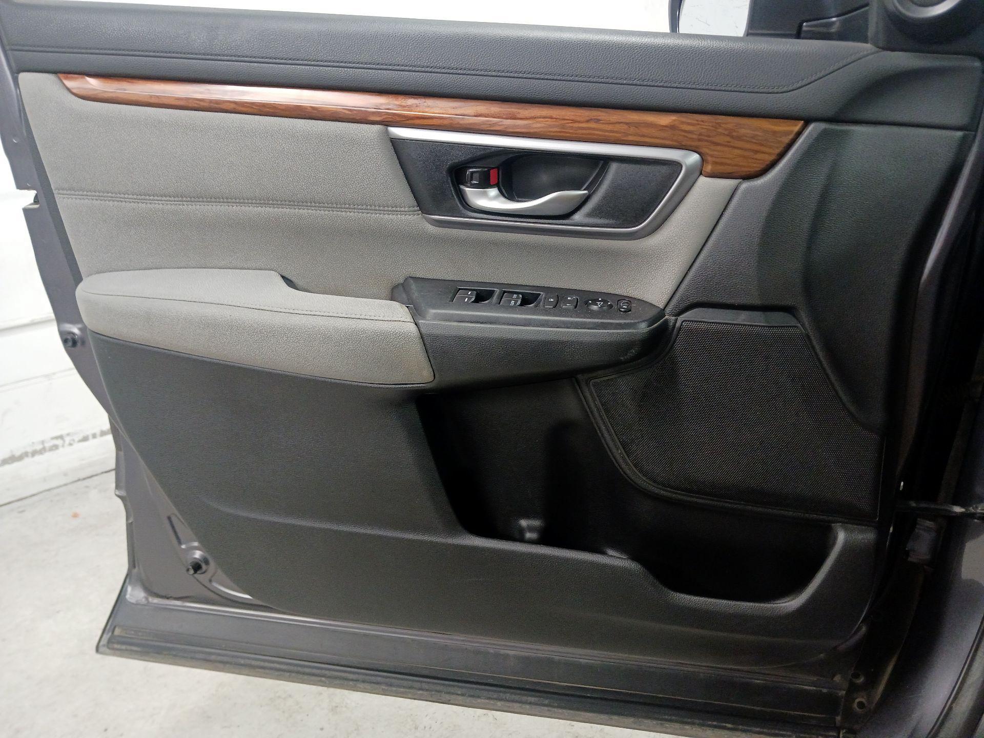 Thumbnail: 2018 Honda CR-V - 12