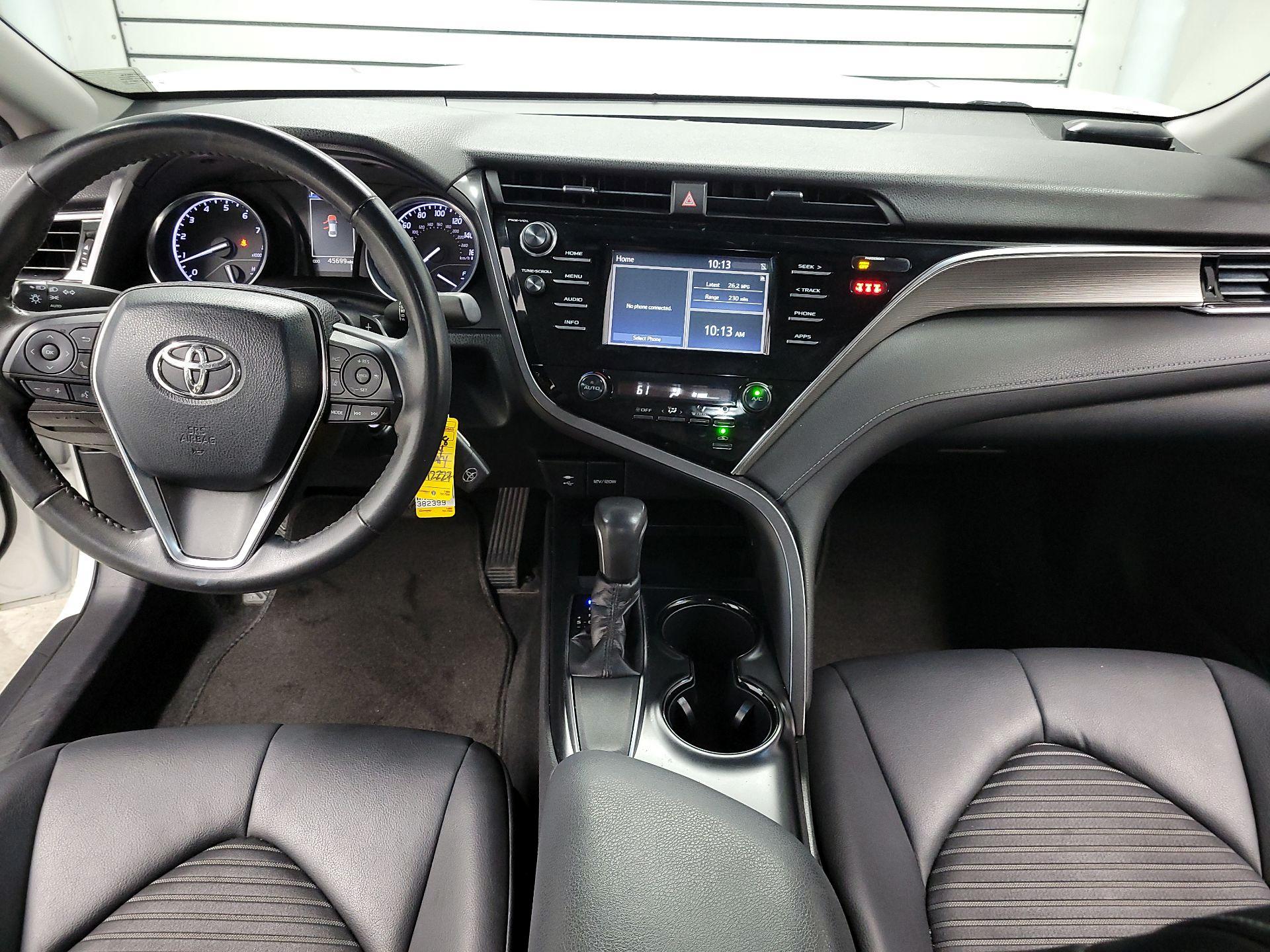 Thumbnail: 2018 Toyota Camry - 9