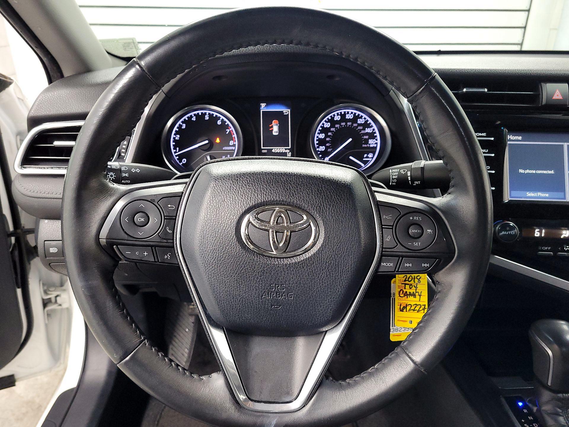 Thumbnail: 2018 Toyota Camry - 10