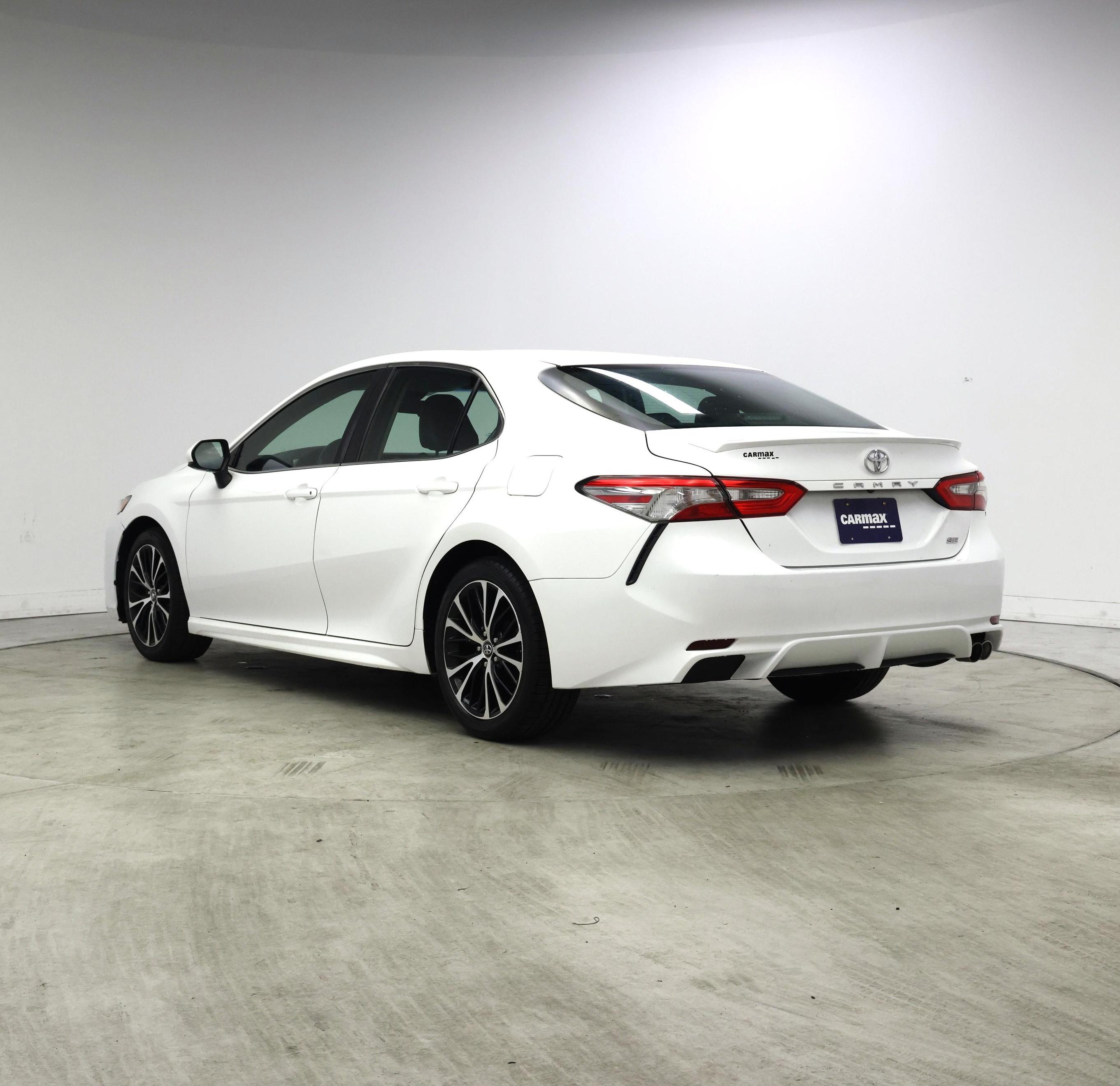 Thumbnail: 2018 Toyota Camry - 2