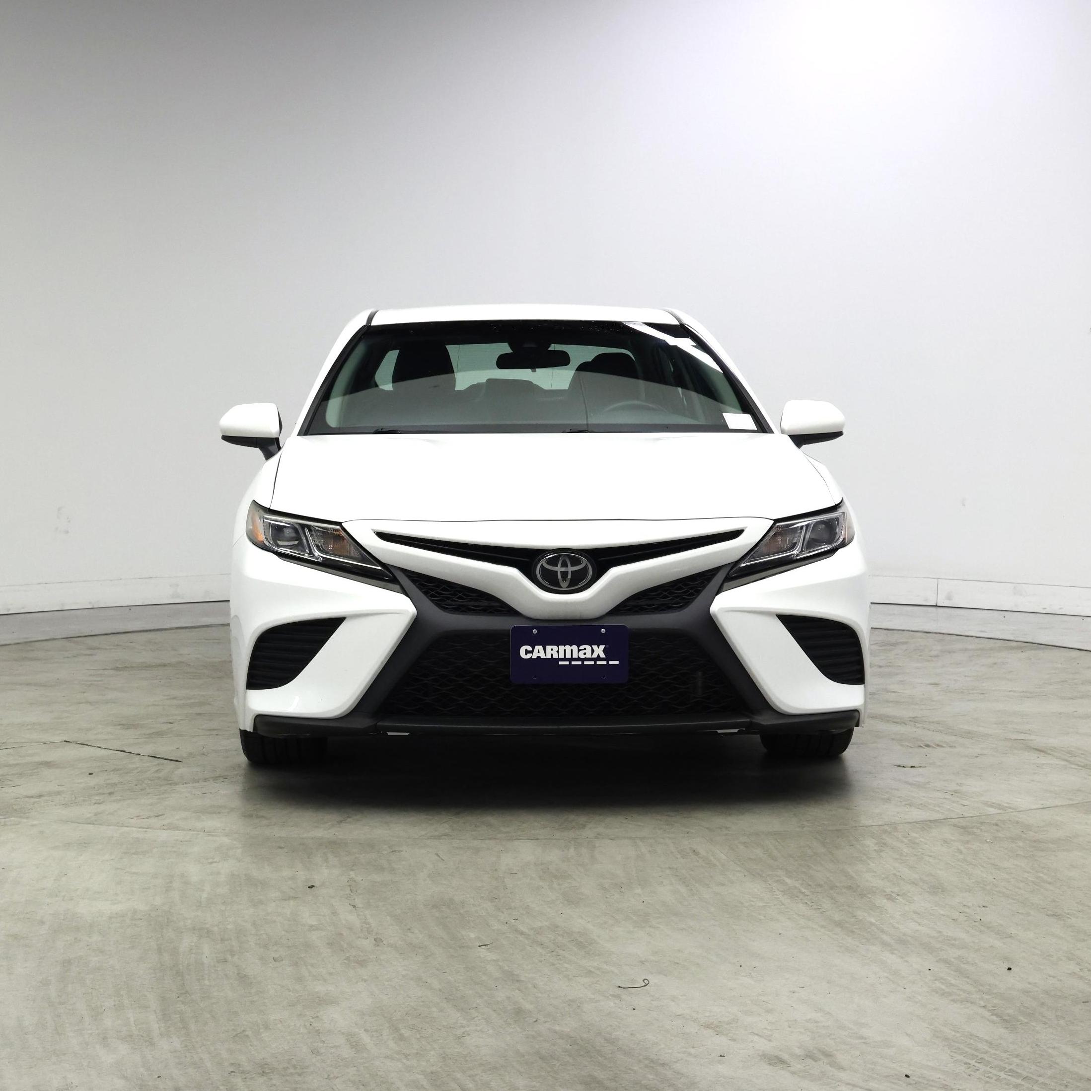 Thumbnail: 2018 Toyota Camry - 5