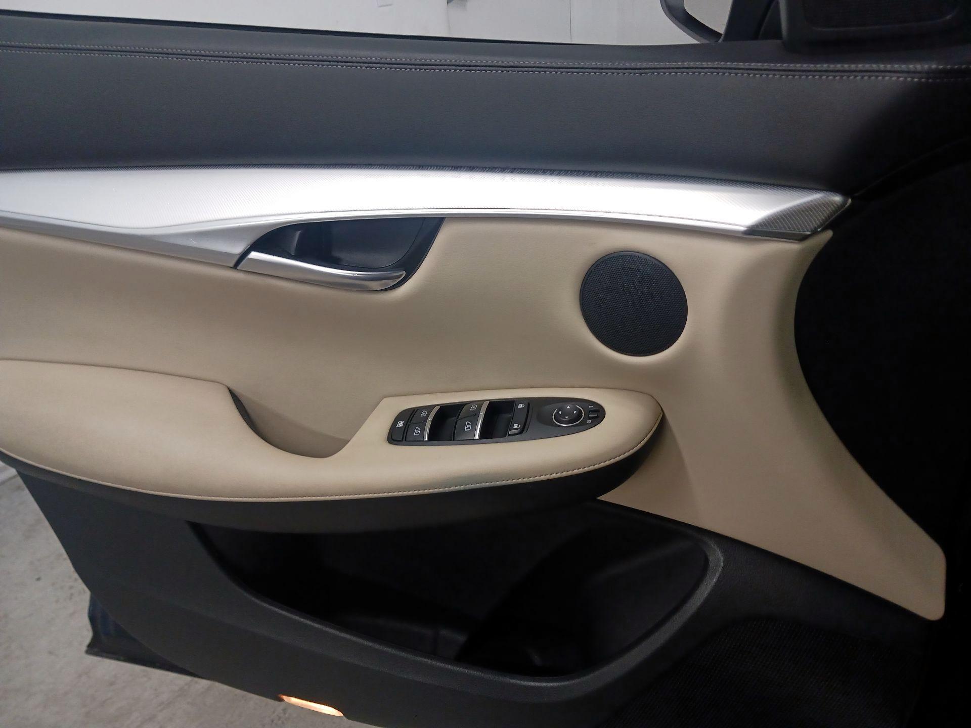 Thumbnail: 2021 INFINITI QX50 - 12