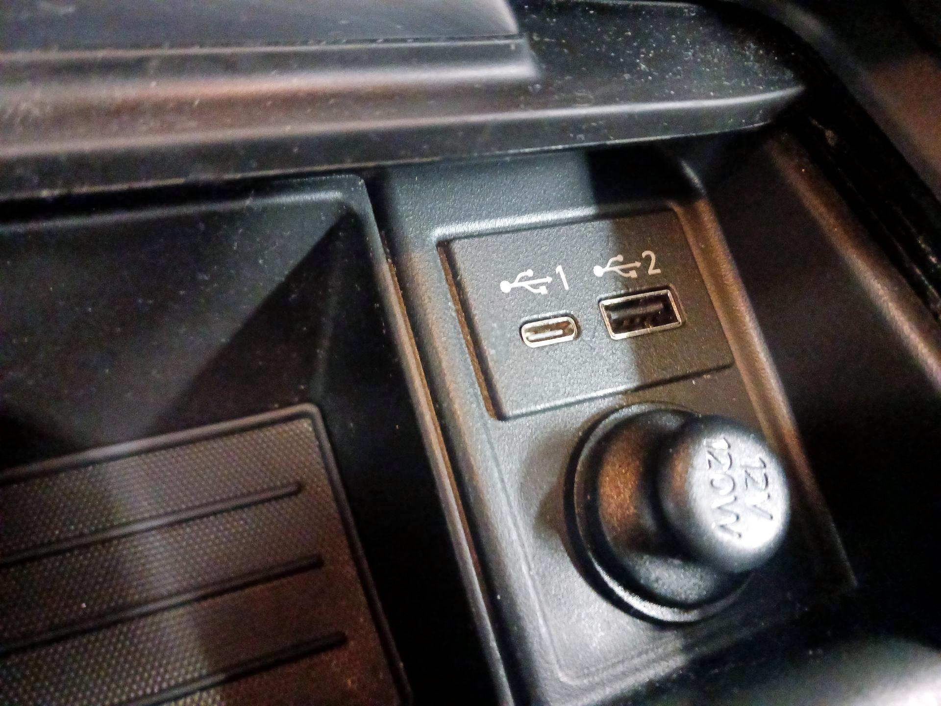 Thumbnail: 2021 INFINITI QX50 - 18