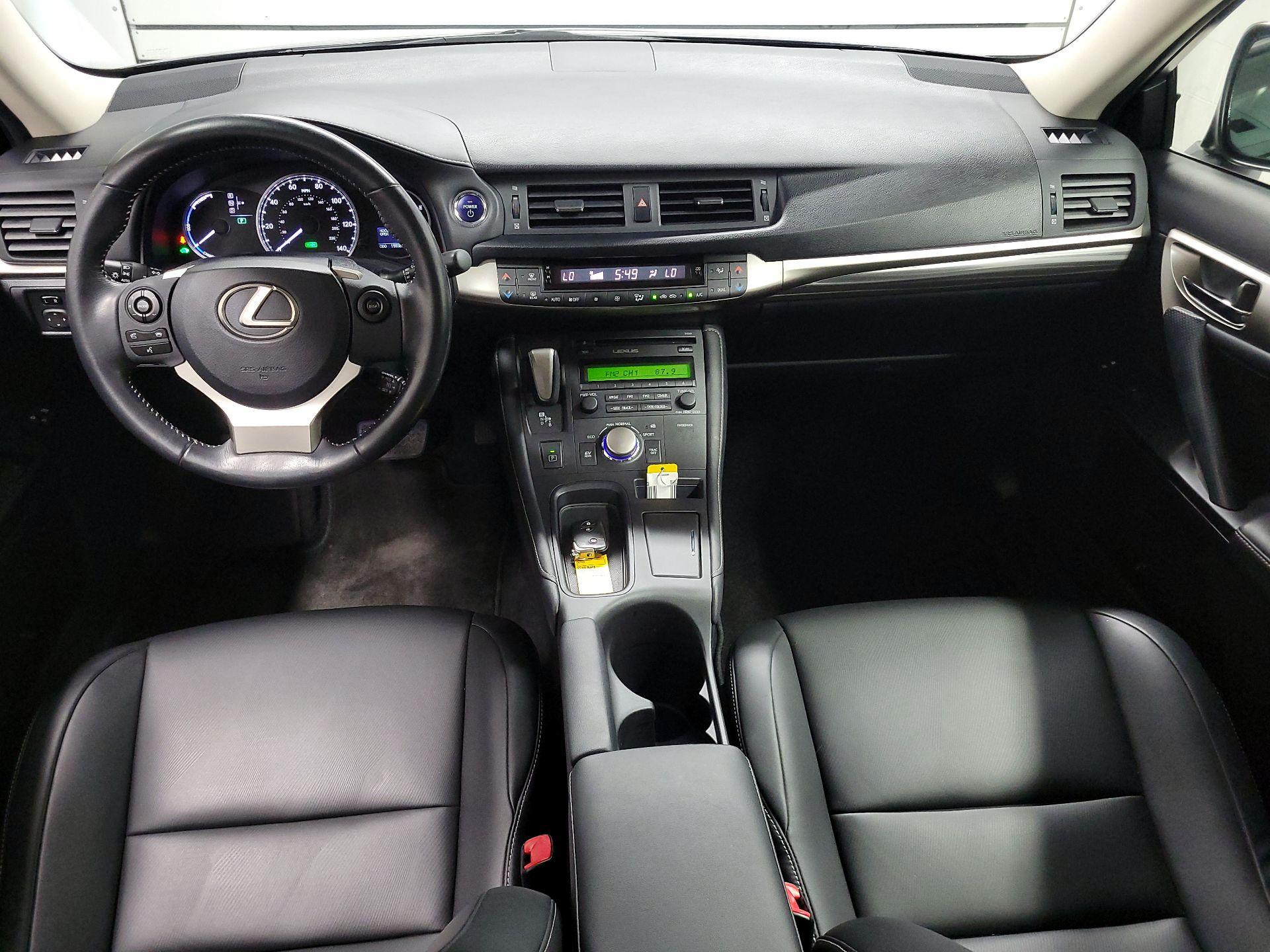 Thumbnail: 2015 Lexus CT - 9