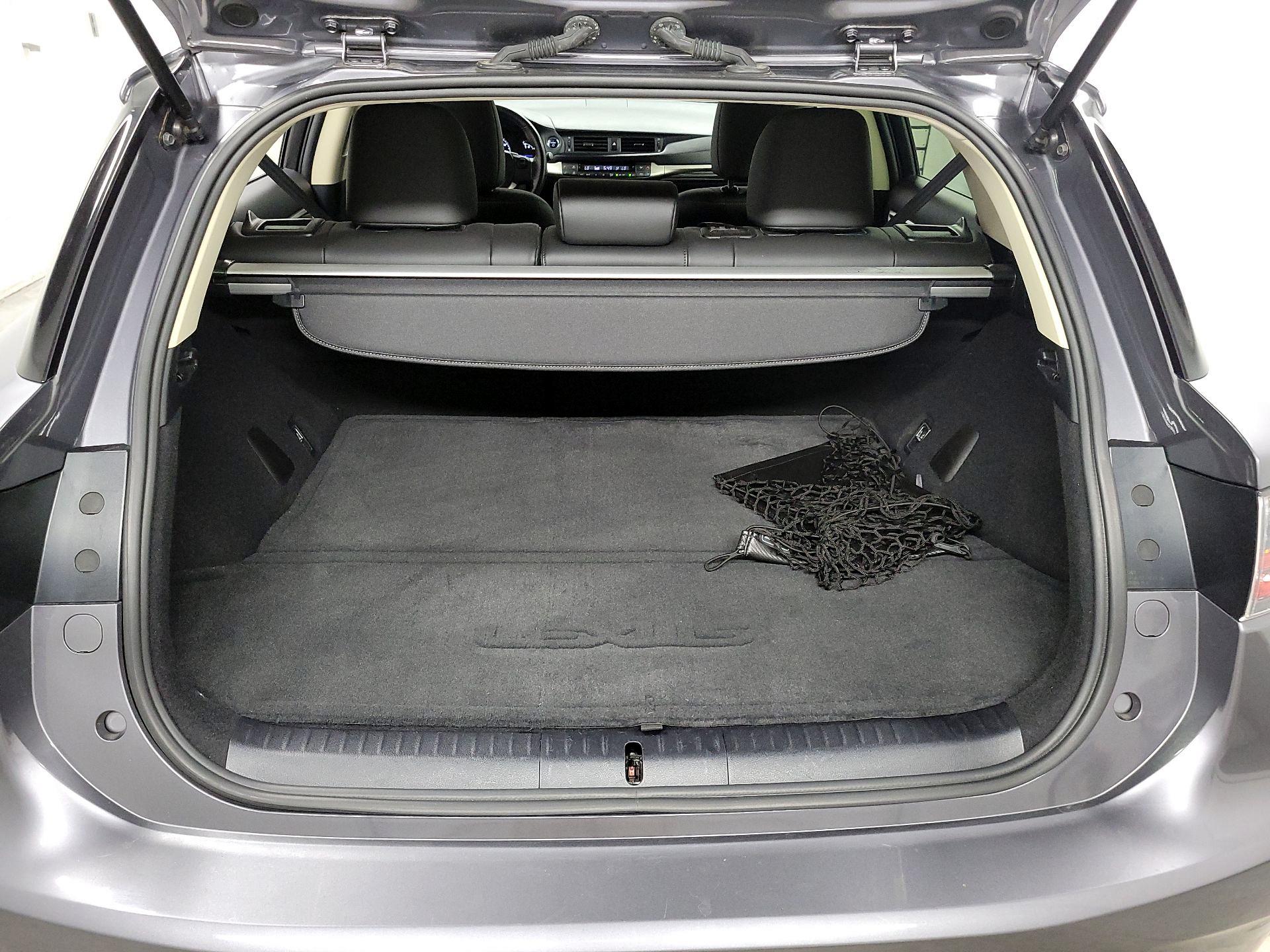 Thumbnail: 2015 Lexus CT - 17