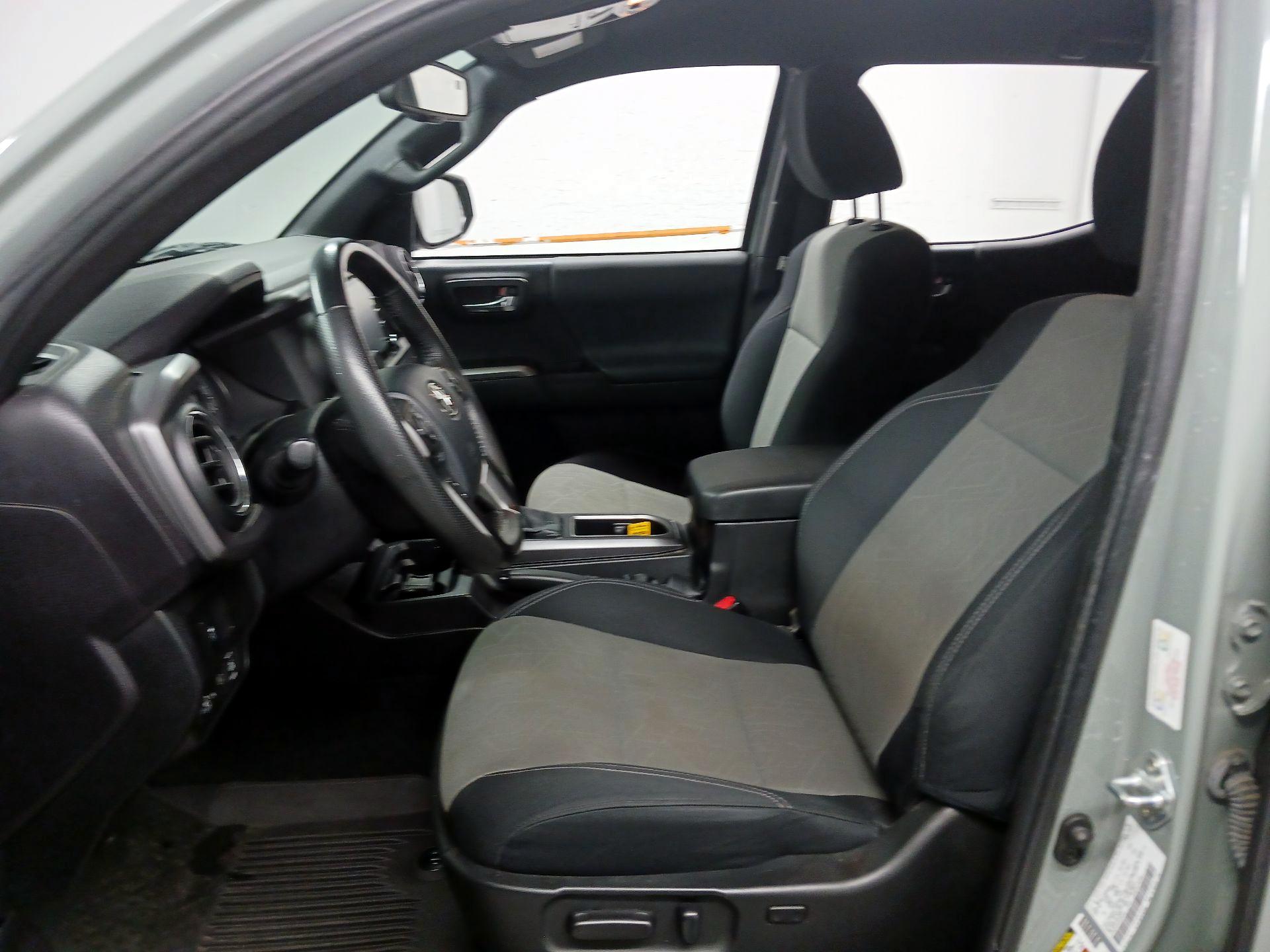 Thumbnail: 2023 Toyota Tacoma - 11