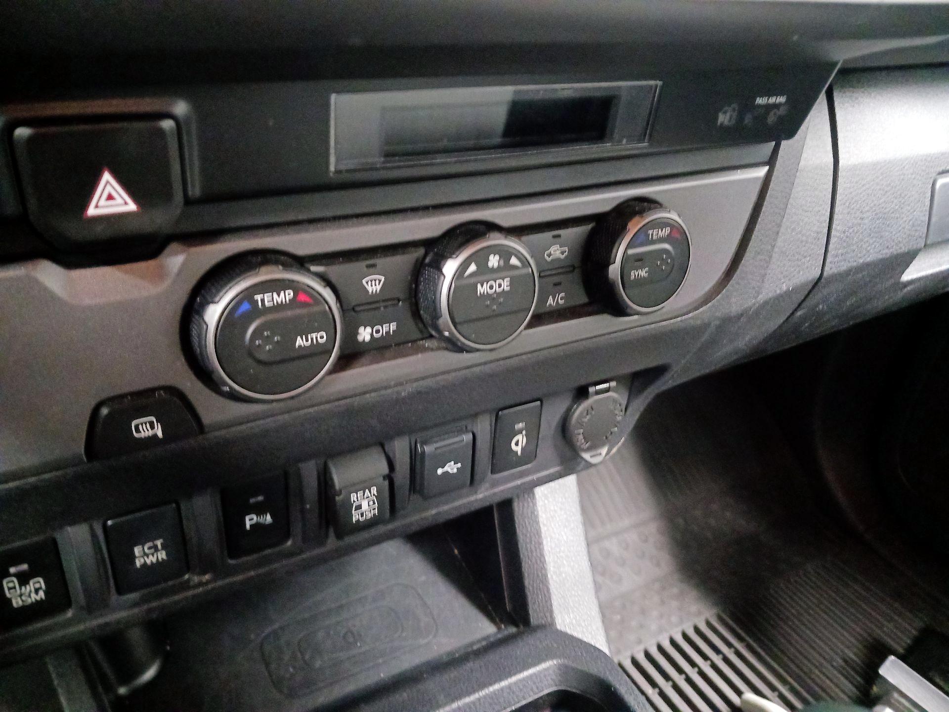 Thumbnail: 2023 Toyota Tacoma - 14