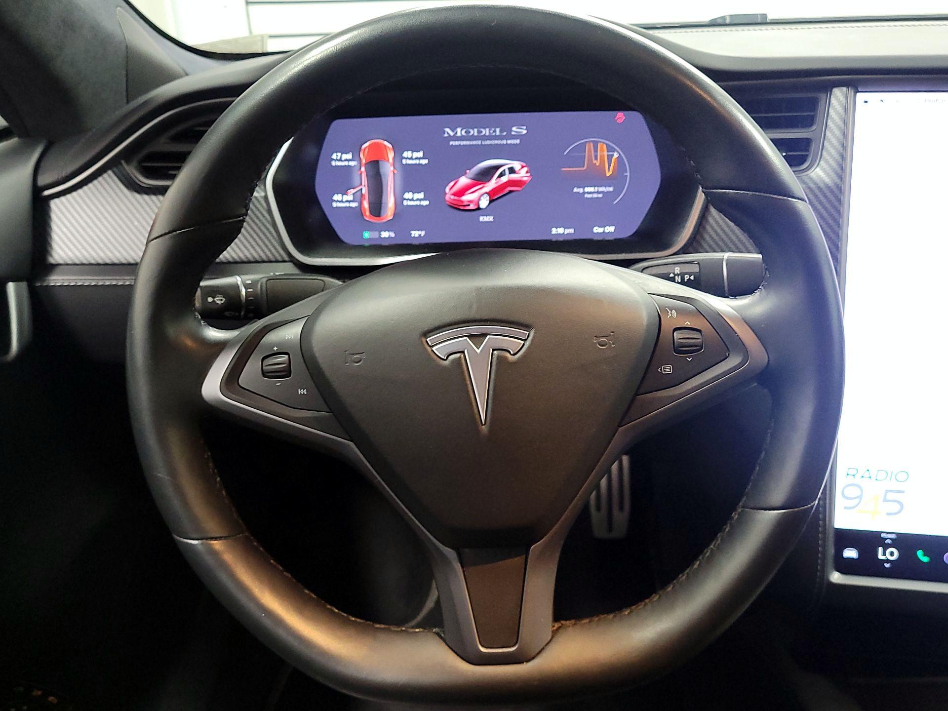 Thumbnail: 2020 Tesla Model S - 10