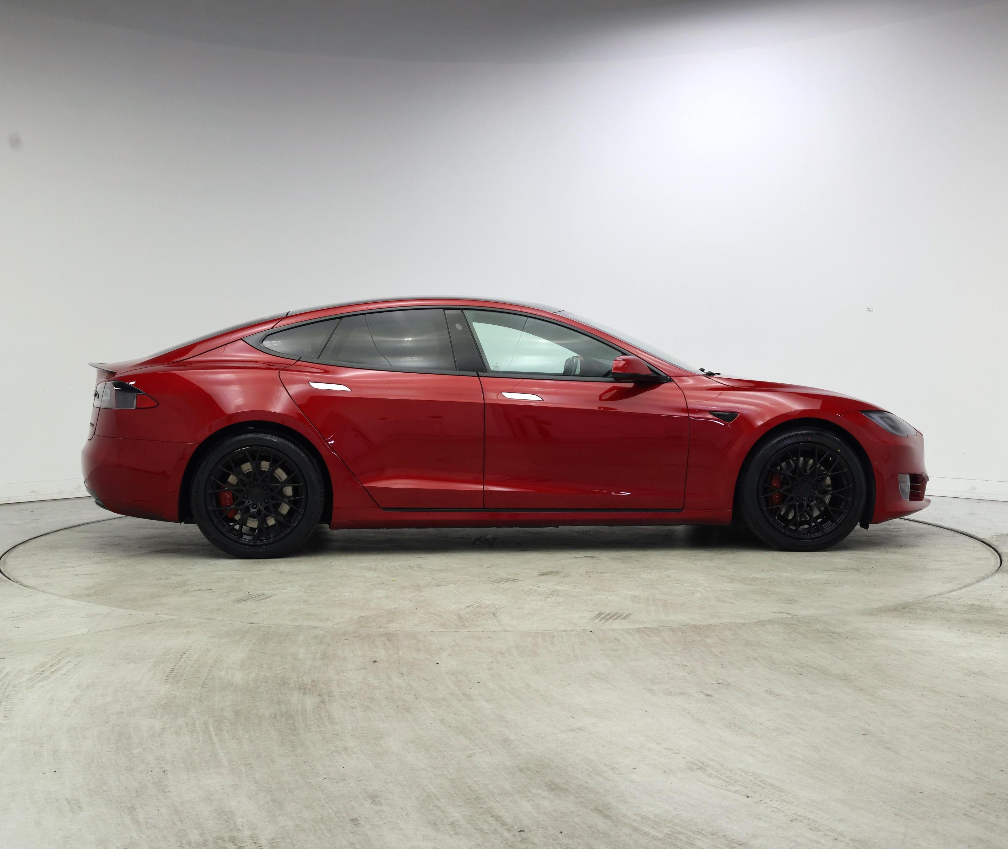 Thumbnail: 2020 Tesla Model S - 7