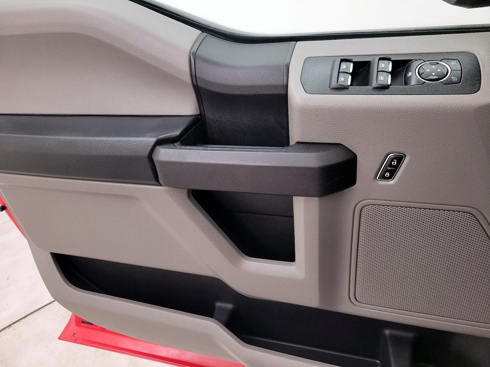 2017 Ford F-150 XL - Photo 13