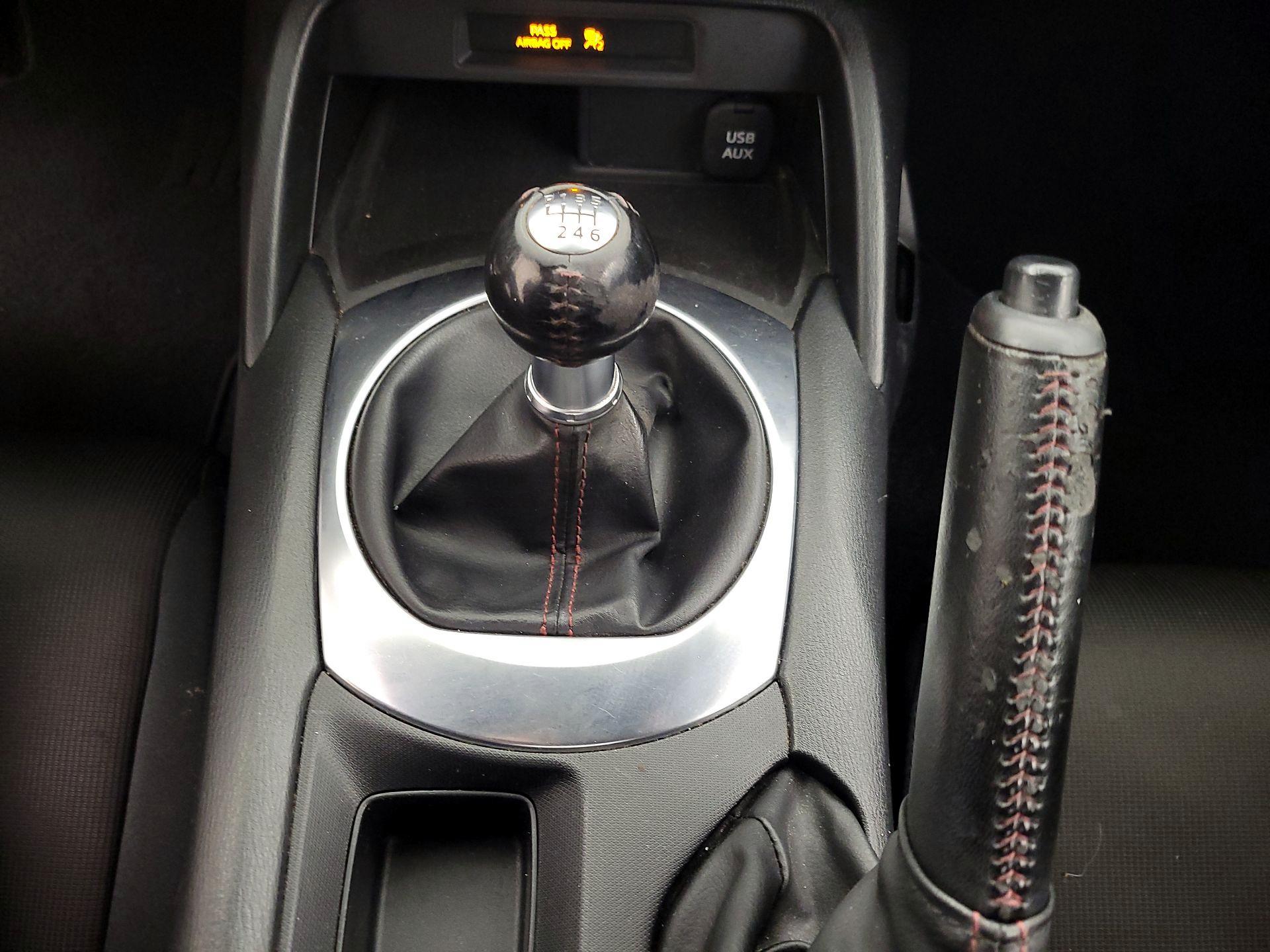 Thumbnail: 2016 Mazda MX-5 Miata - 16