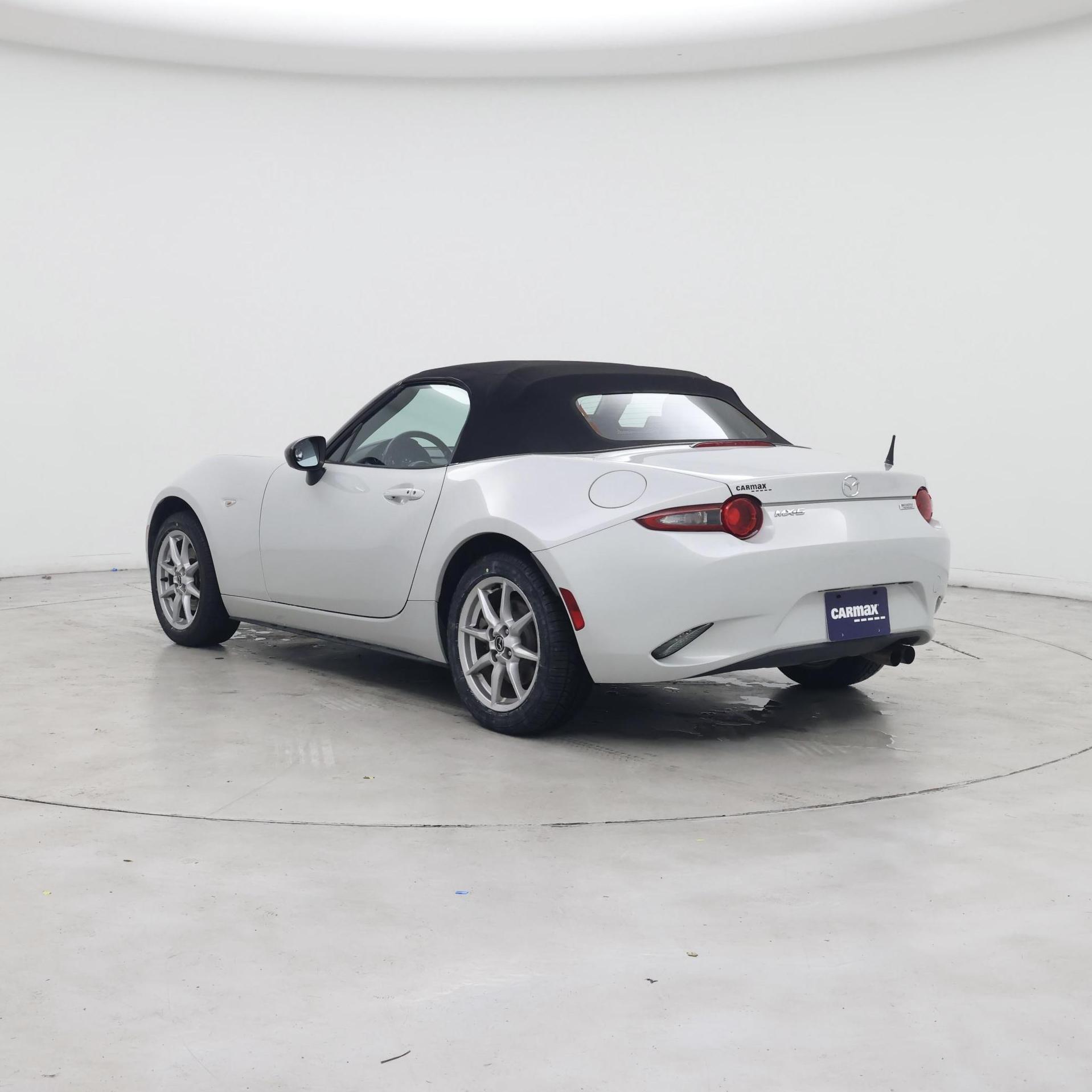 Thumbnail: 2016 Mazda MX-5 Miata - 2