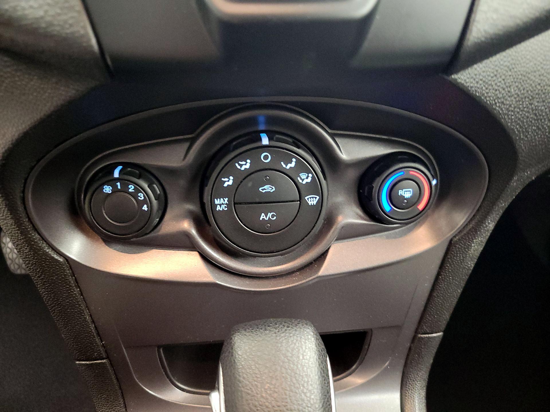 Thumbnail: 2018 Ford Fiesta - 15