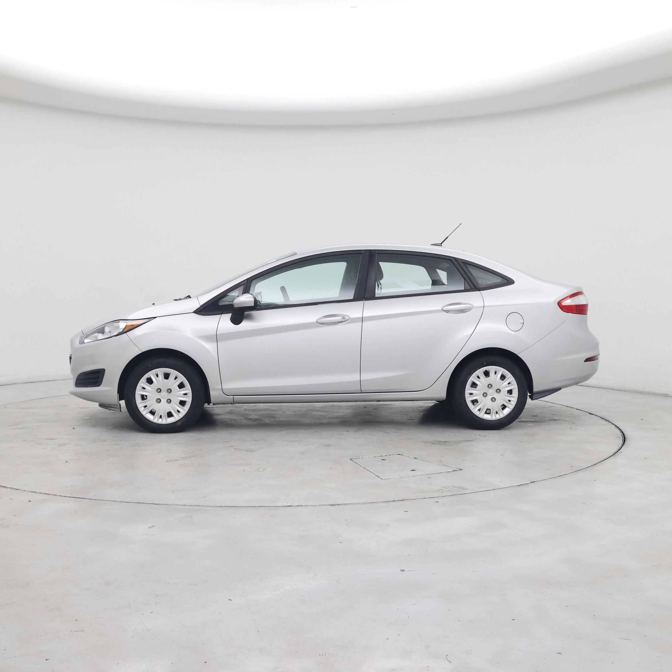 Thumbnail: 2018 Ford Fiesta - 3