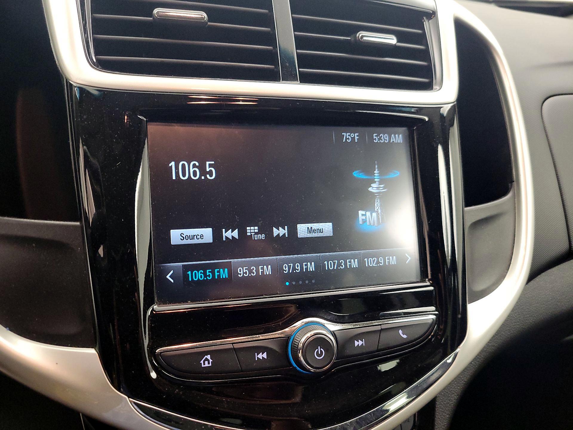 Thumbnail: 2017 Chevrolet Sonic - 14