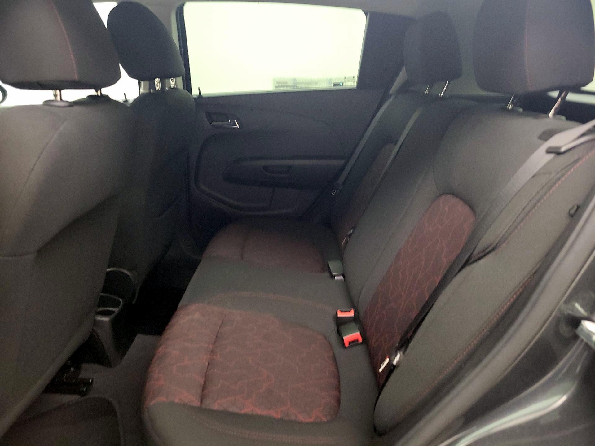 Thumbnail: 2017 Chevrolet Sonic - 18