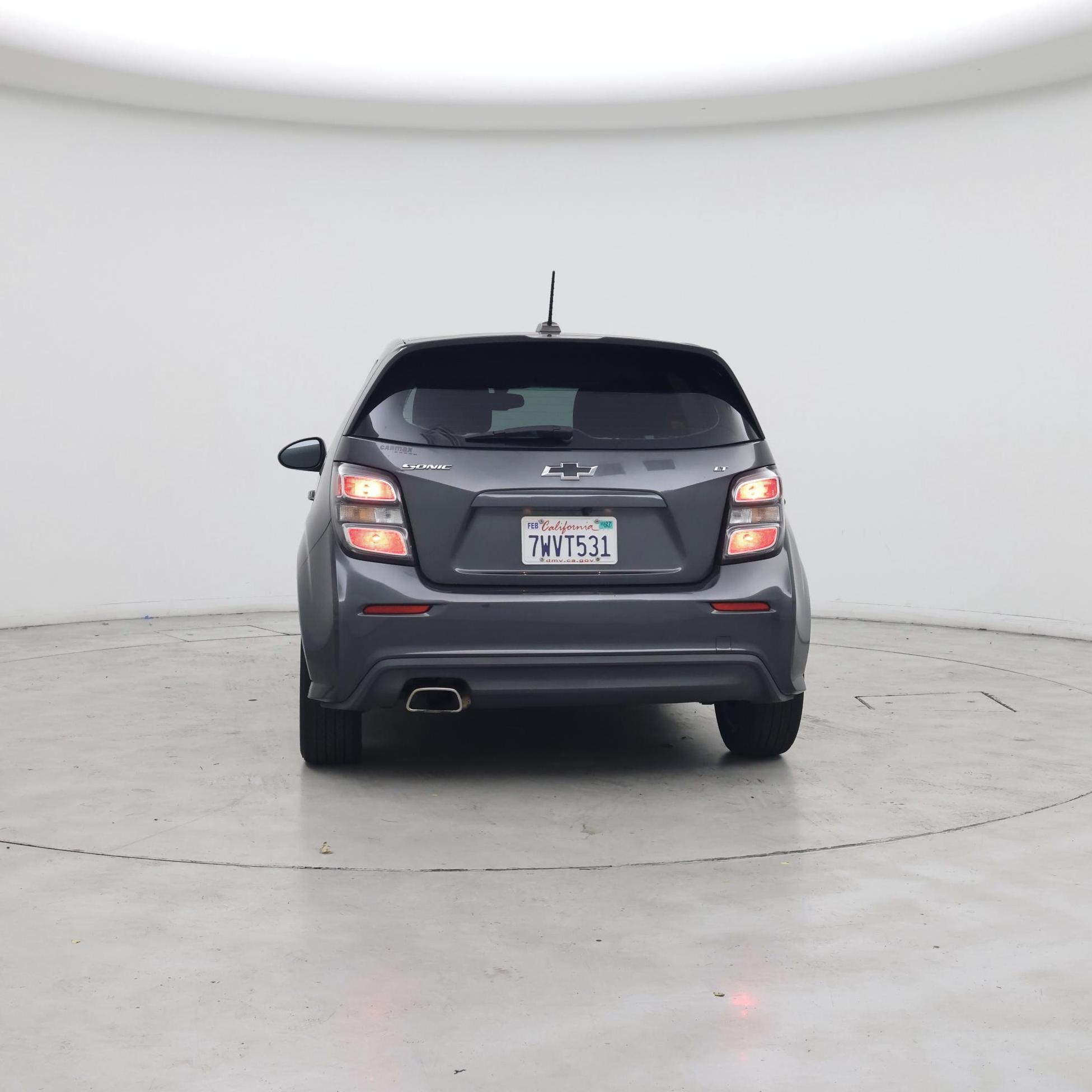 Thumbnail: 2017 Chevrolet Sonic - 6